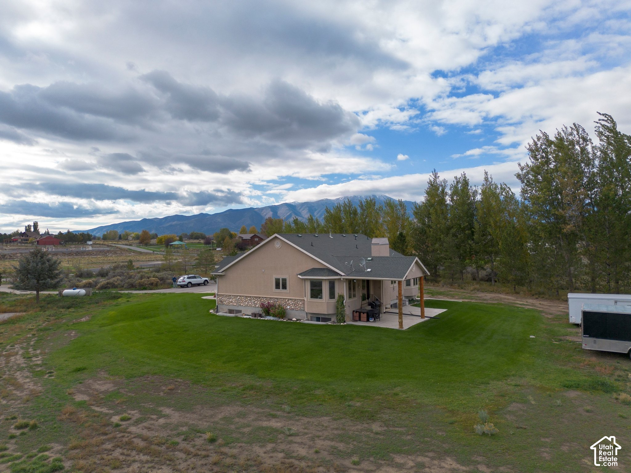 main property photo 47