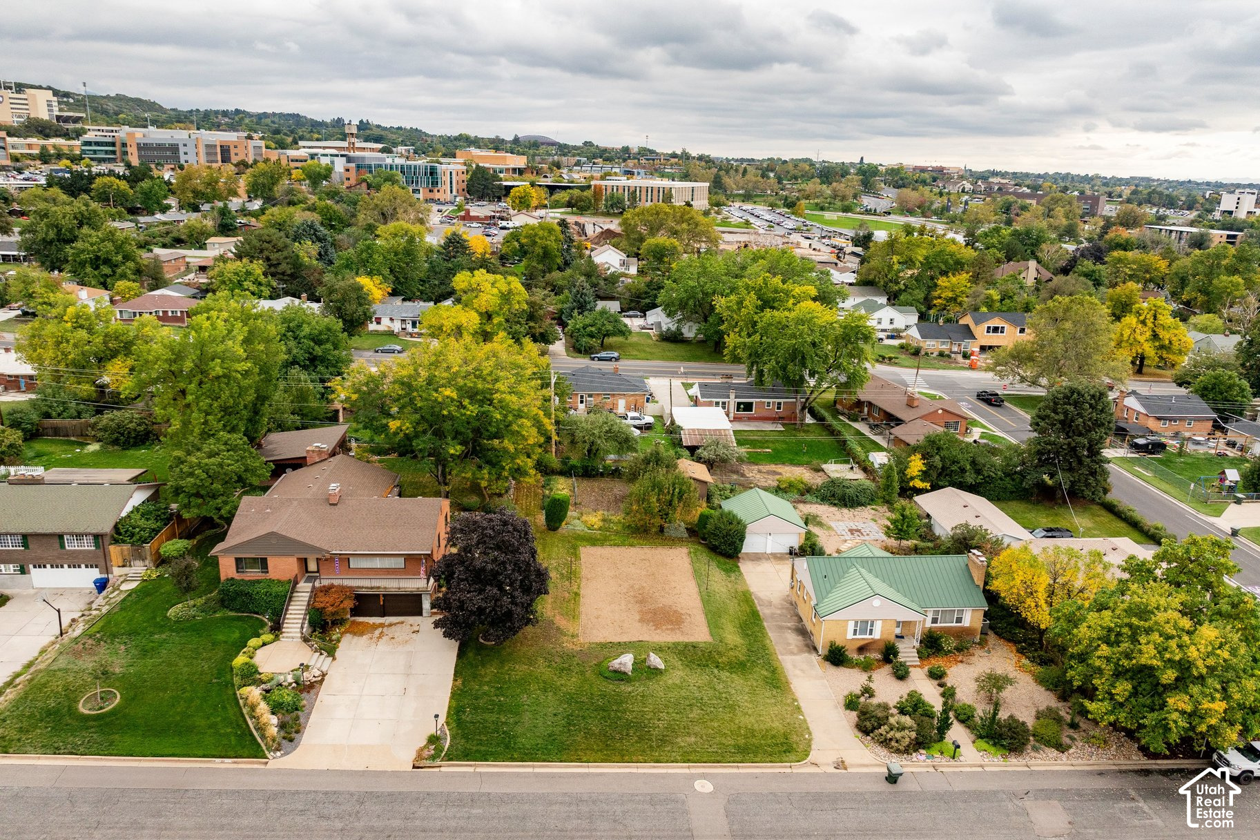 main property photo 21