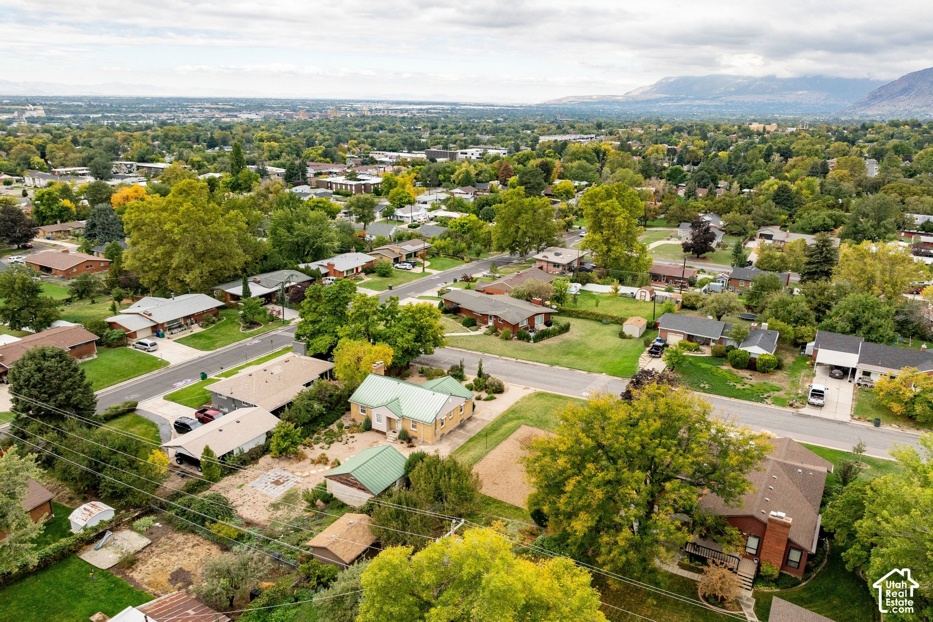 main property photo 29