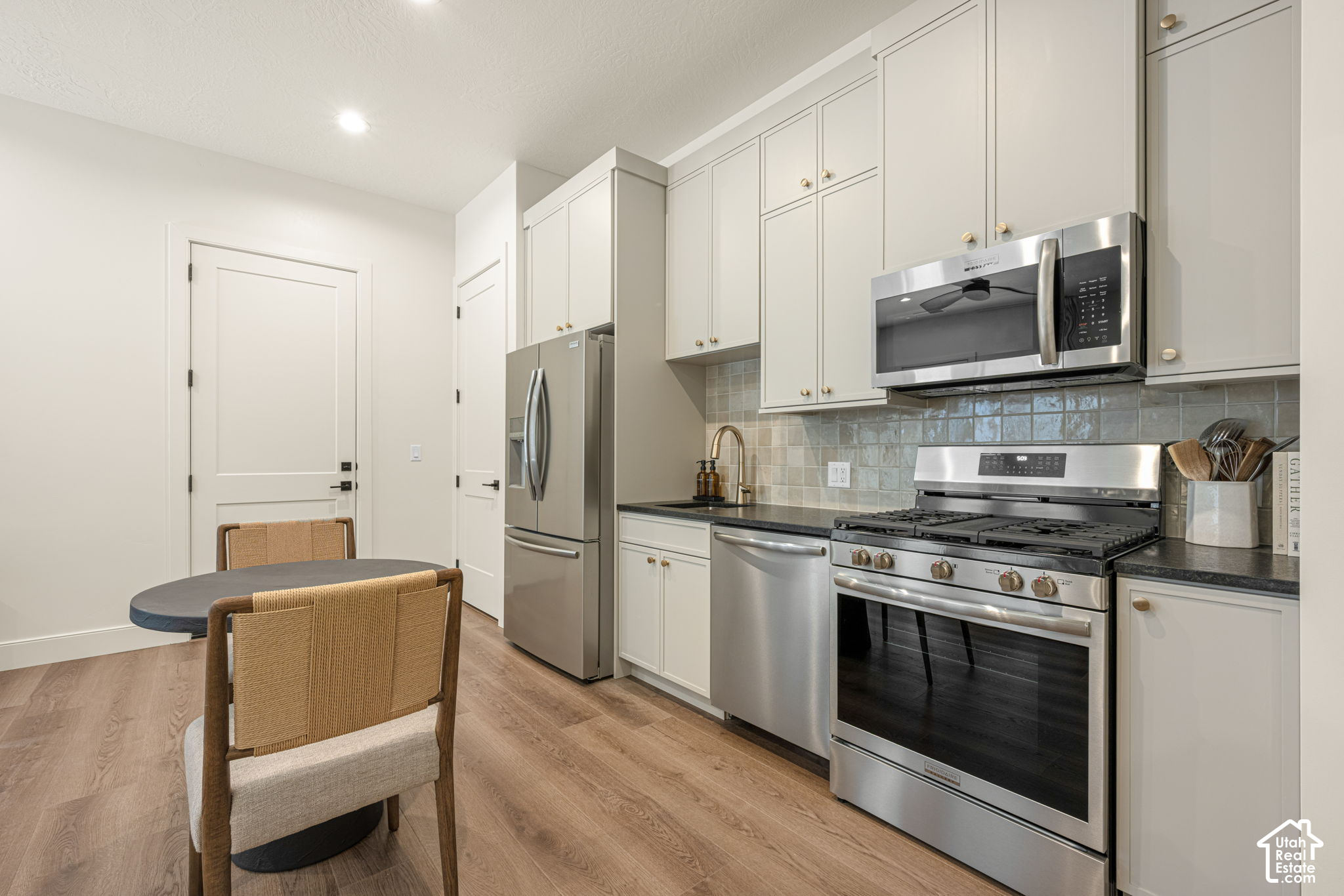 main property photo 66