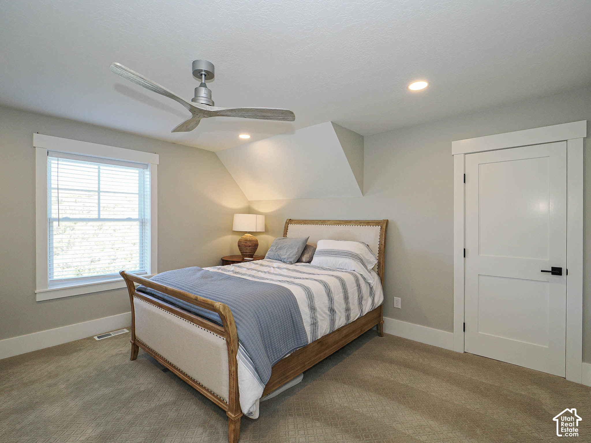 main property photo 66