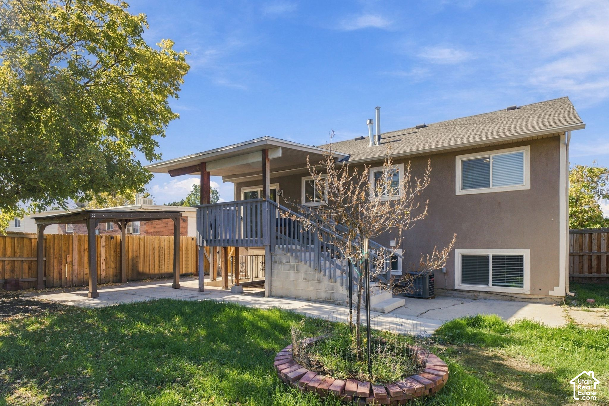 main property photo 26
