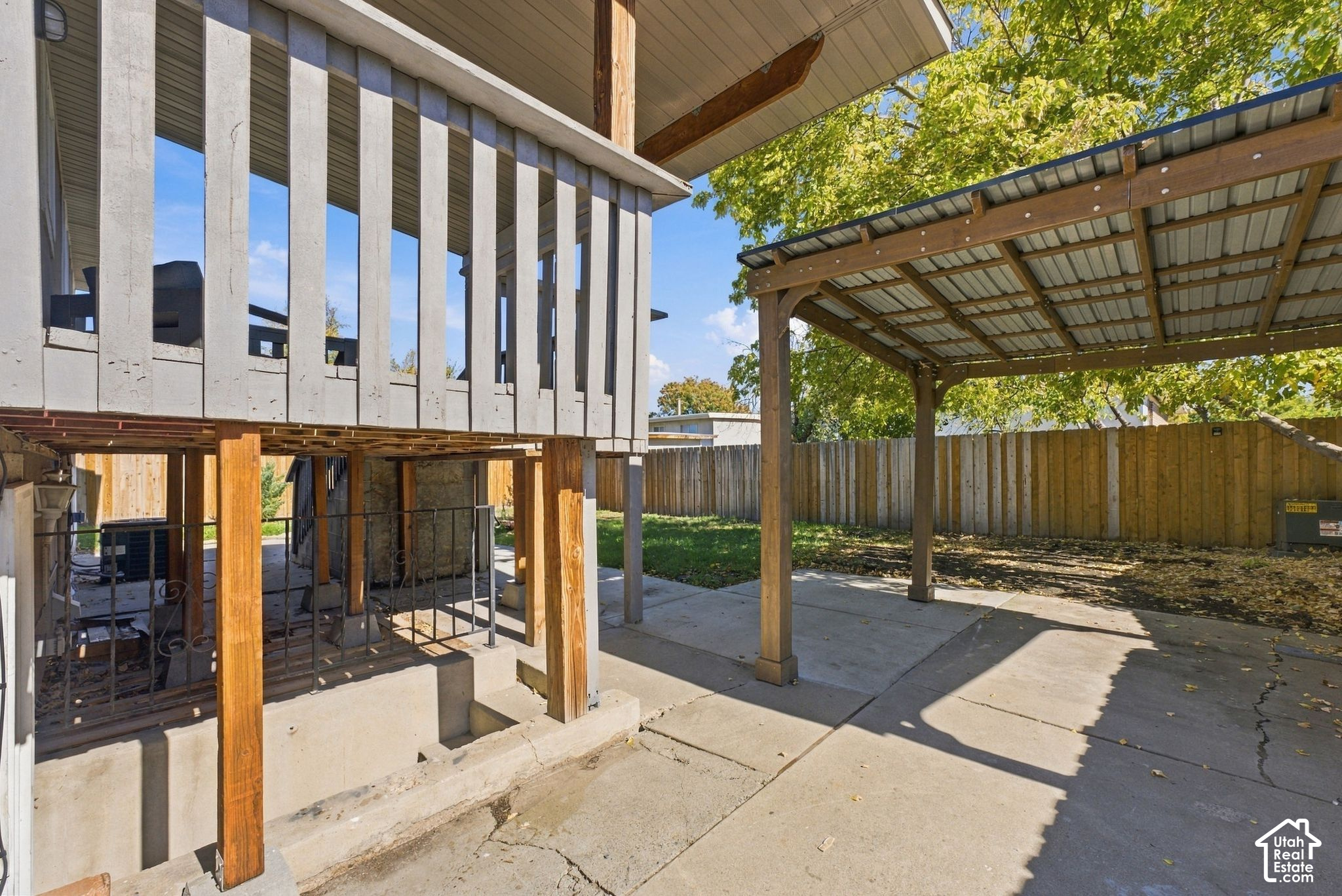 main property photo 29