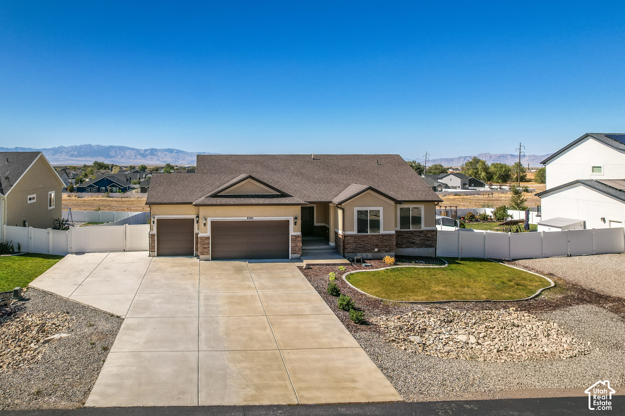 main property photo 42