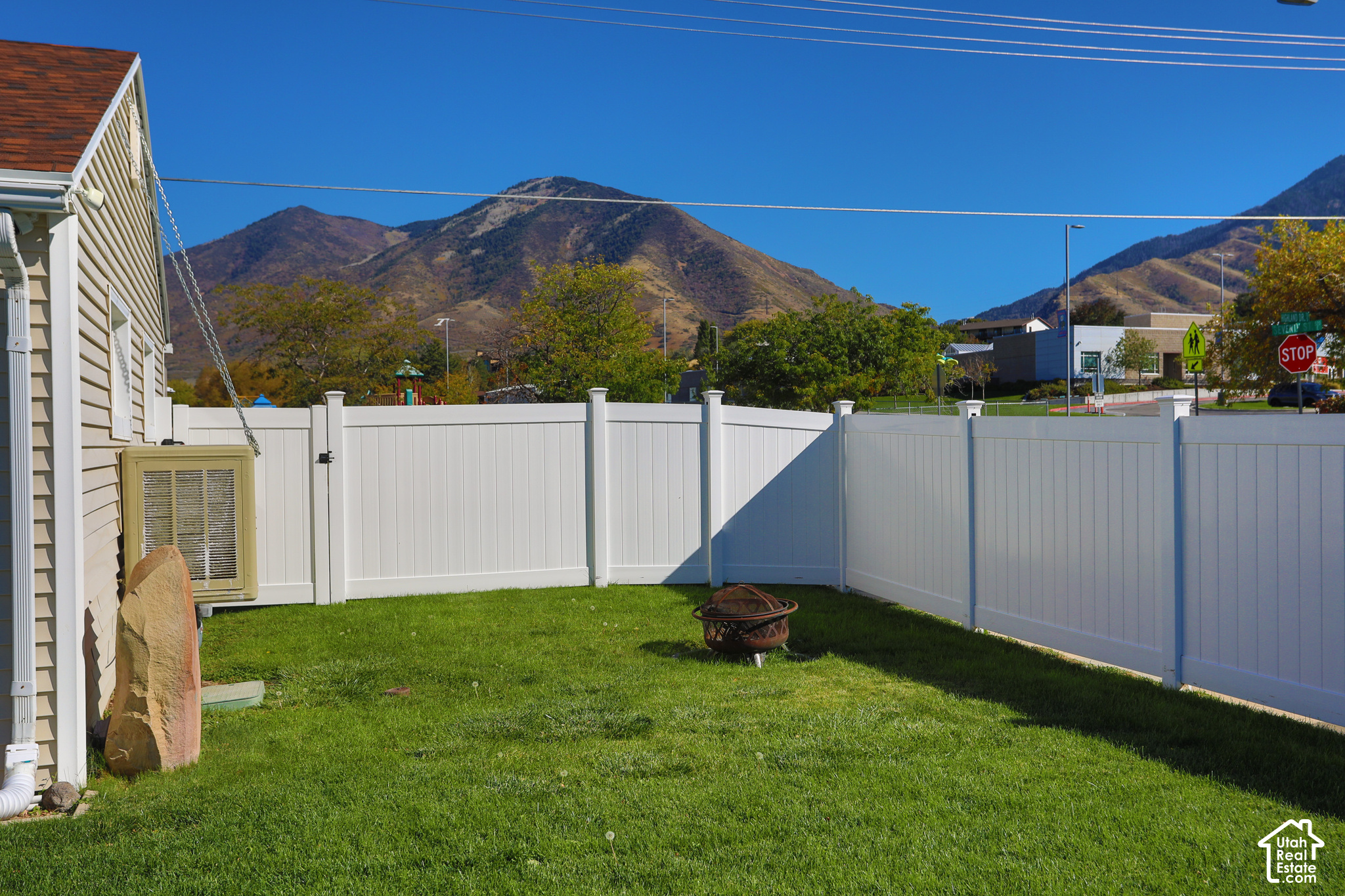 main property photo 22