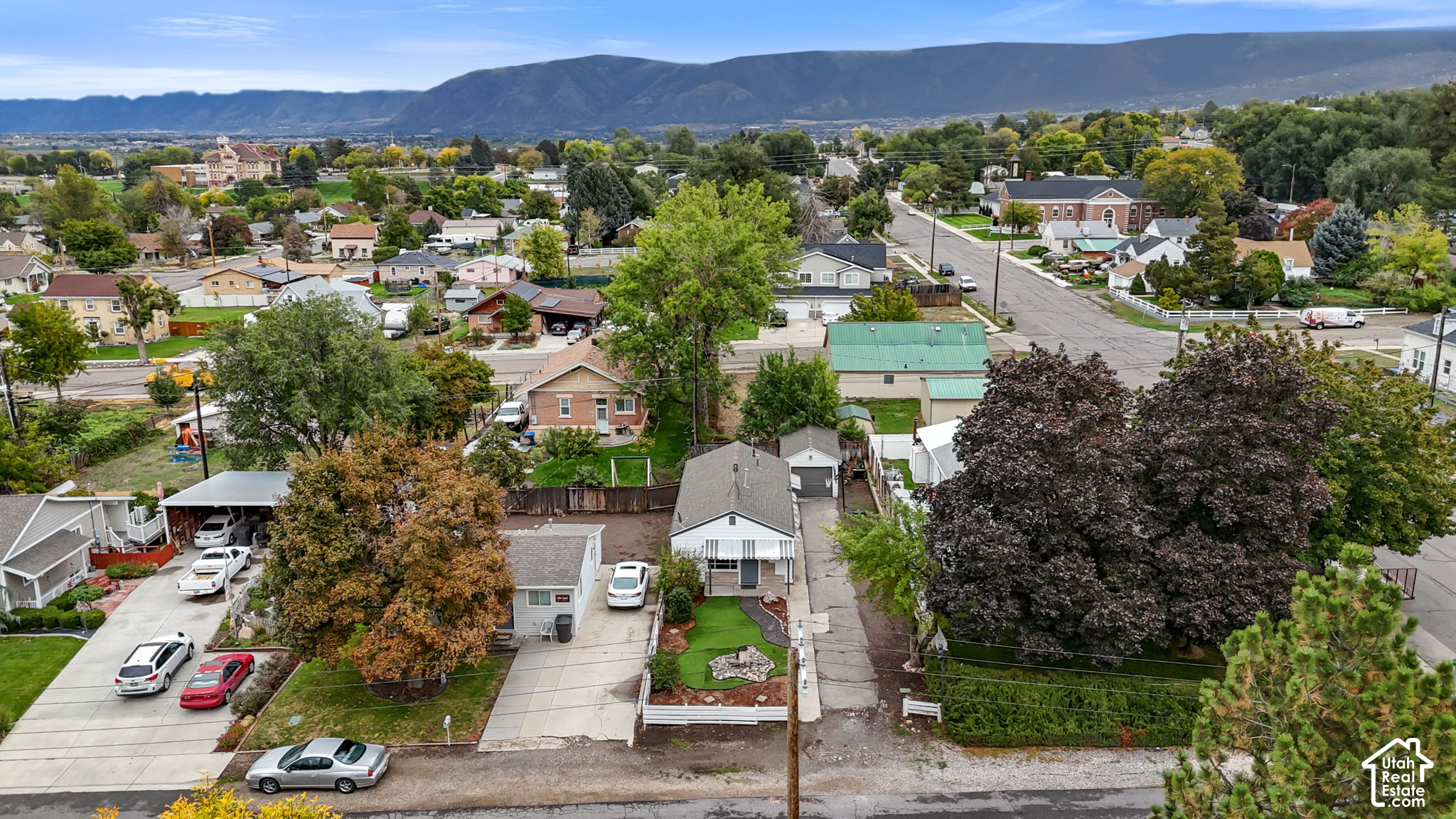main property photo 18