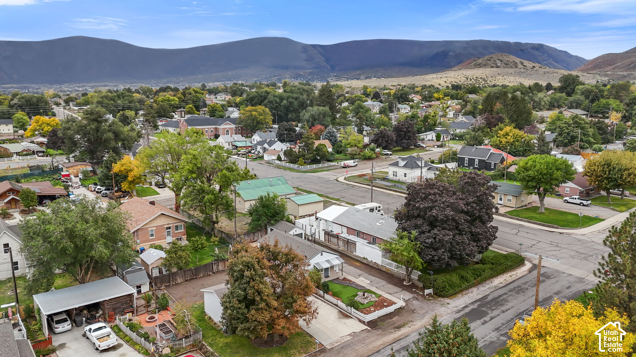 main property photo 27