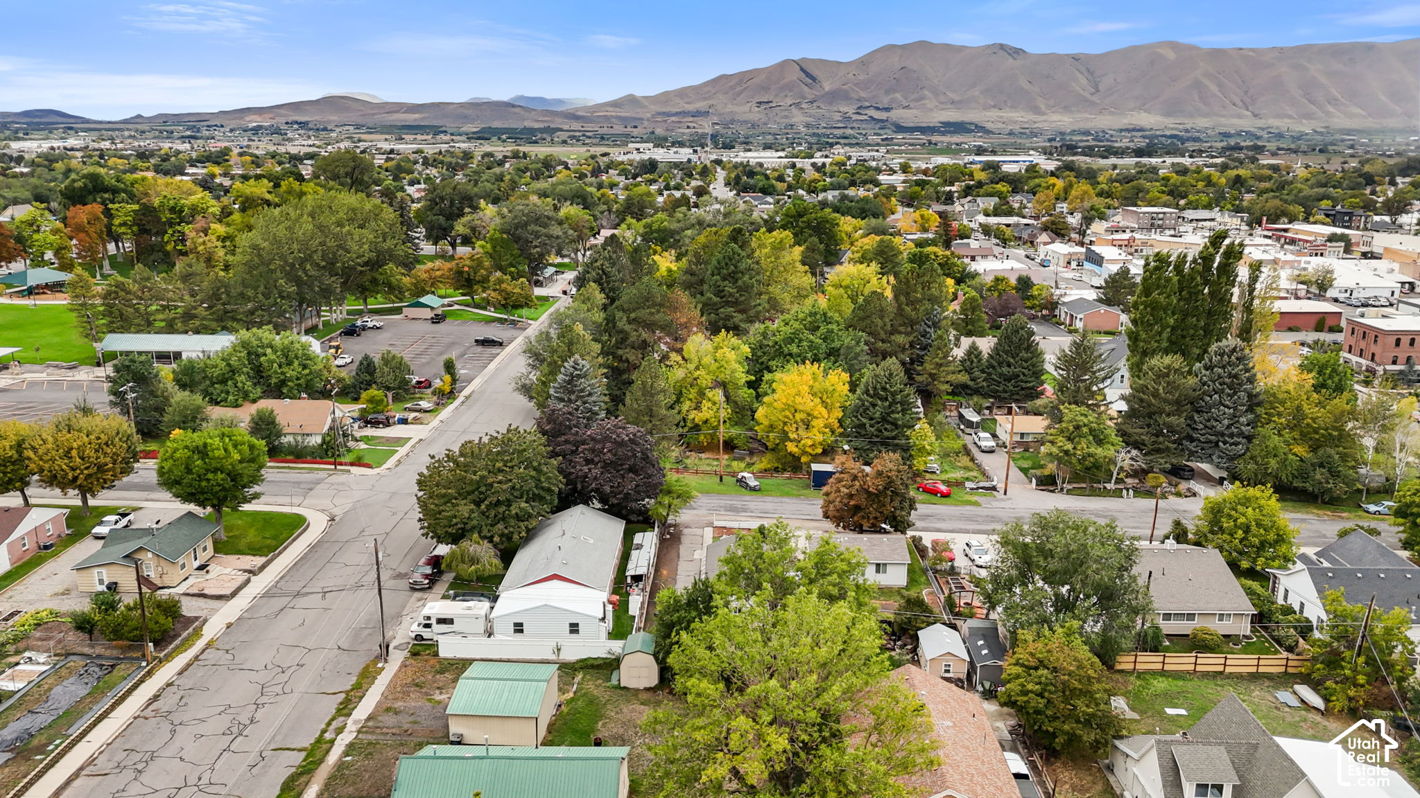 main property photo 29