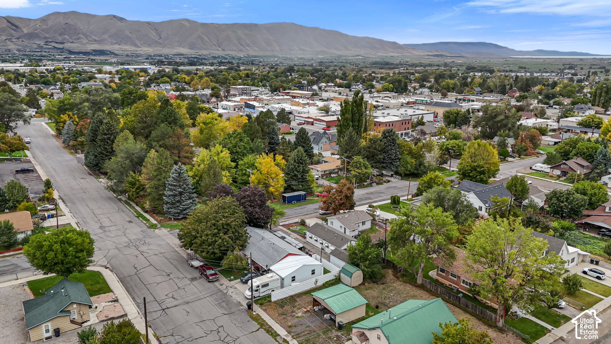 main property photo 30