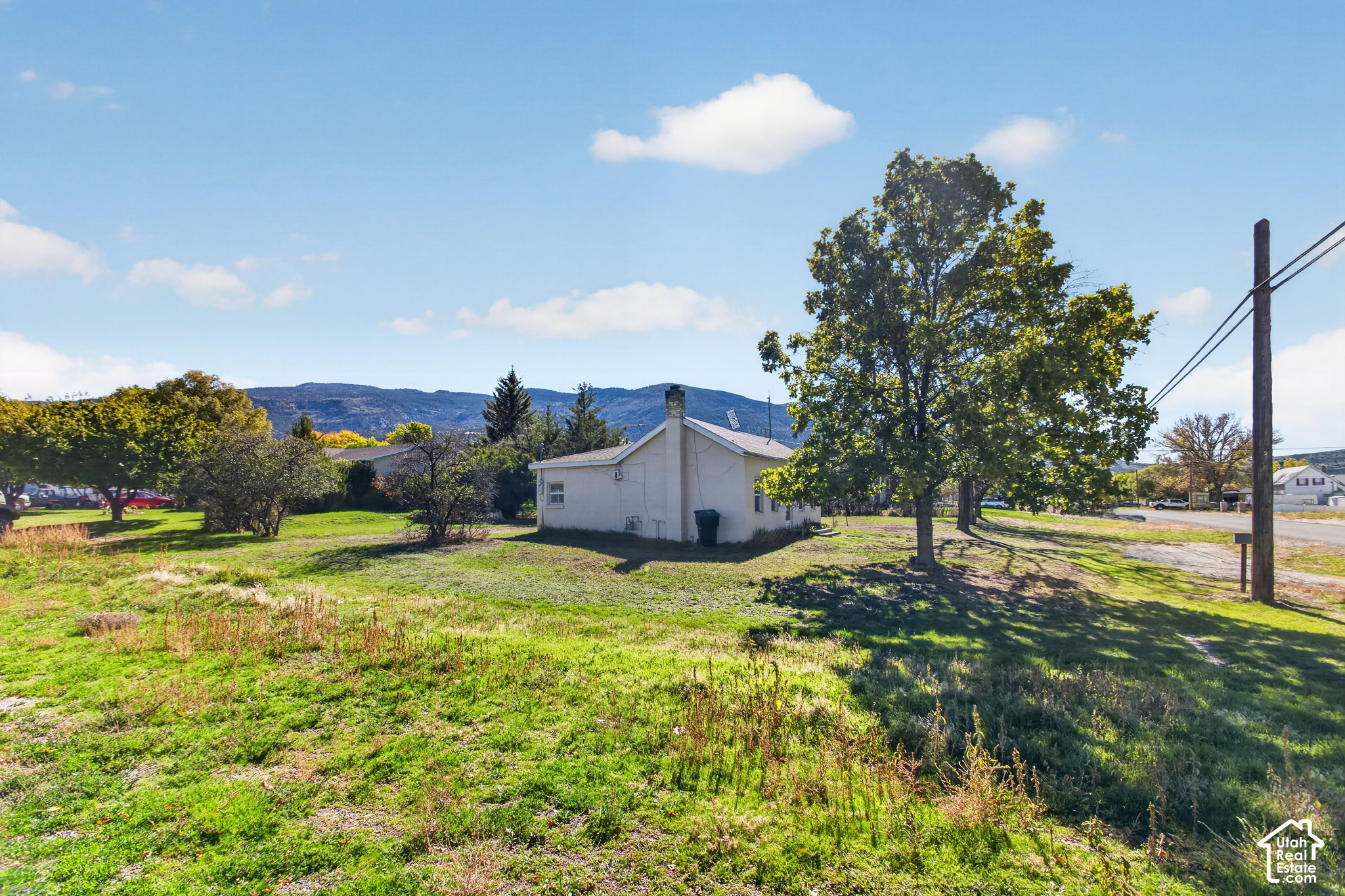 main property photo 21