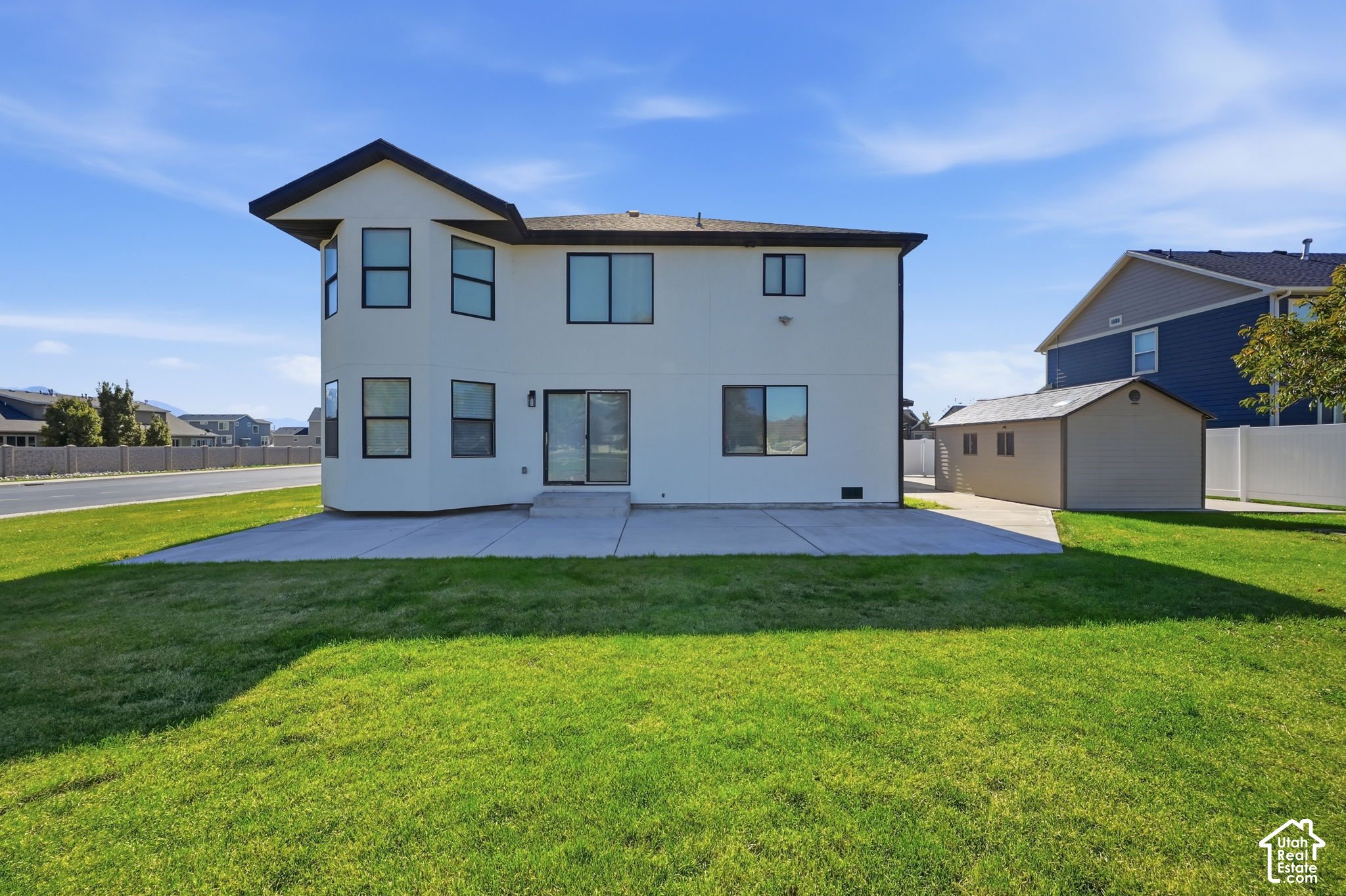 main property photo 41