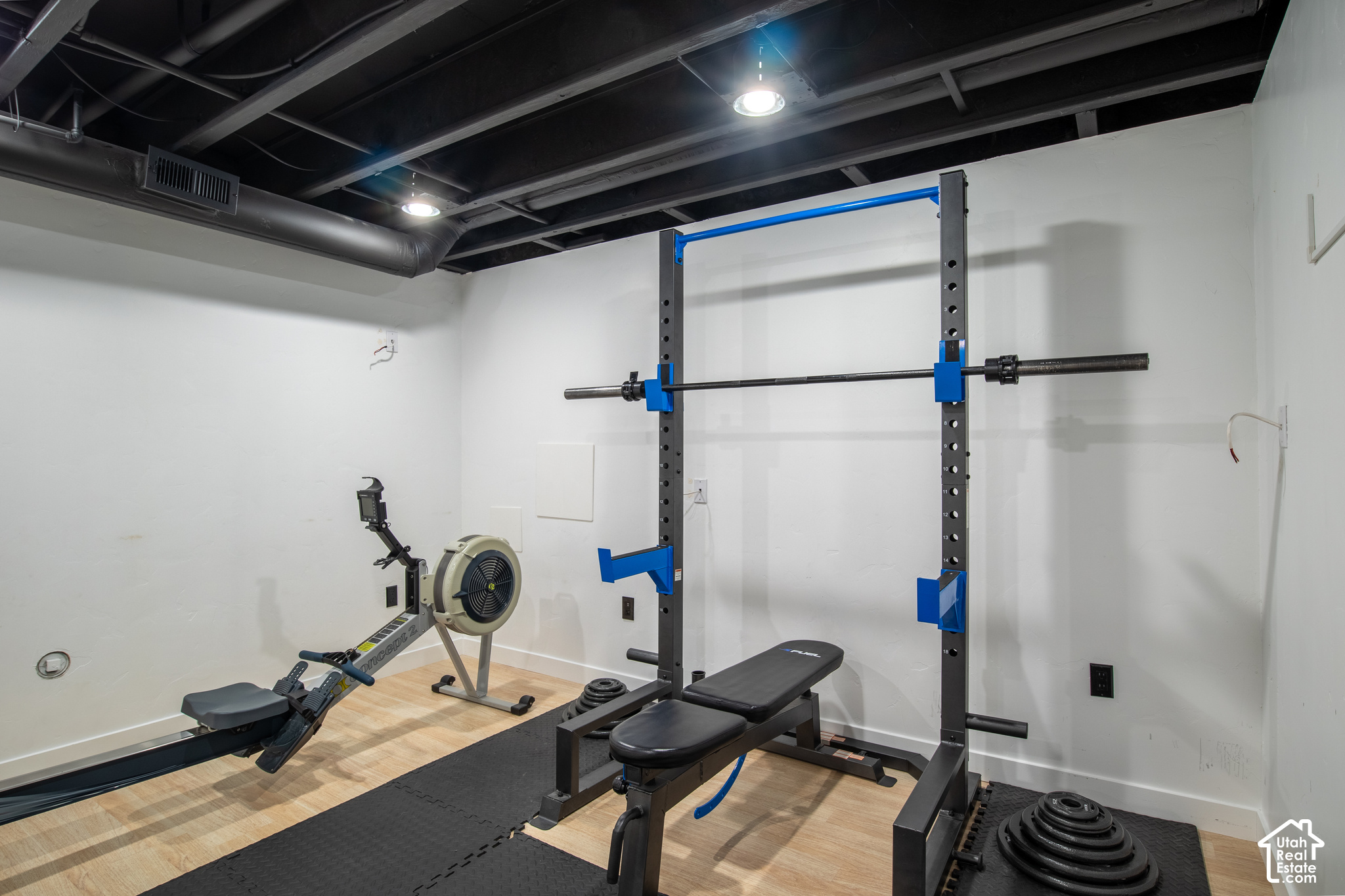 main property photo 34