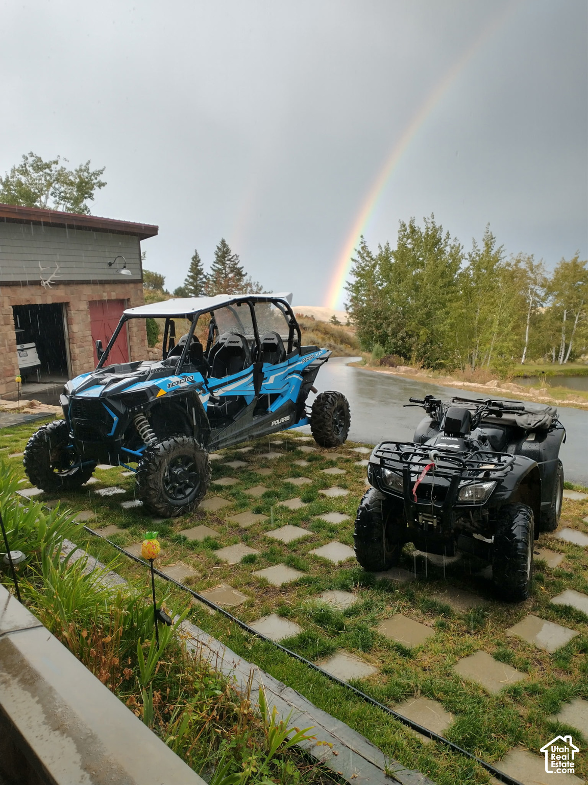 main property photo 4
