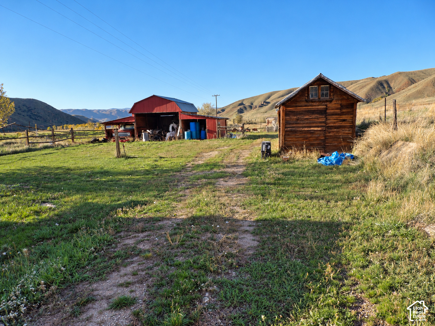 main property photo 25