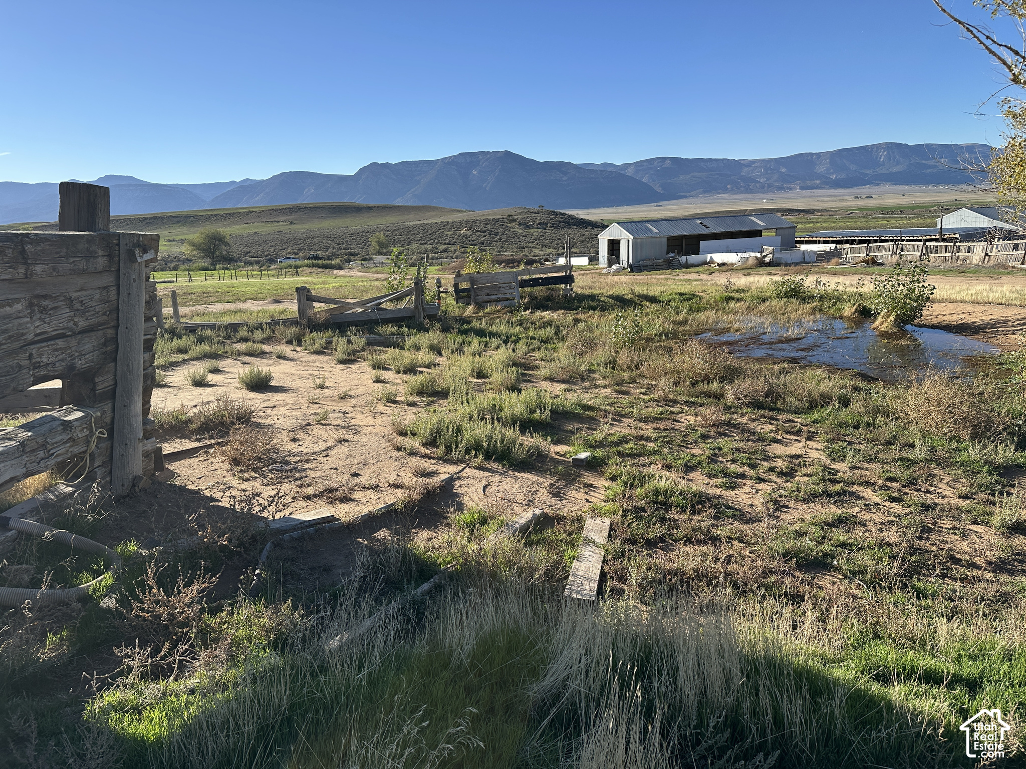 main property photo 33