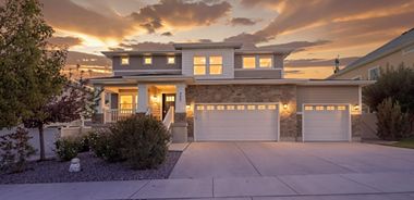 image of property with 4 Bed | 3 Bath | 3,429 Sqft