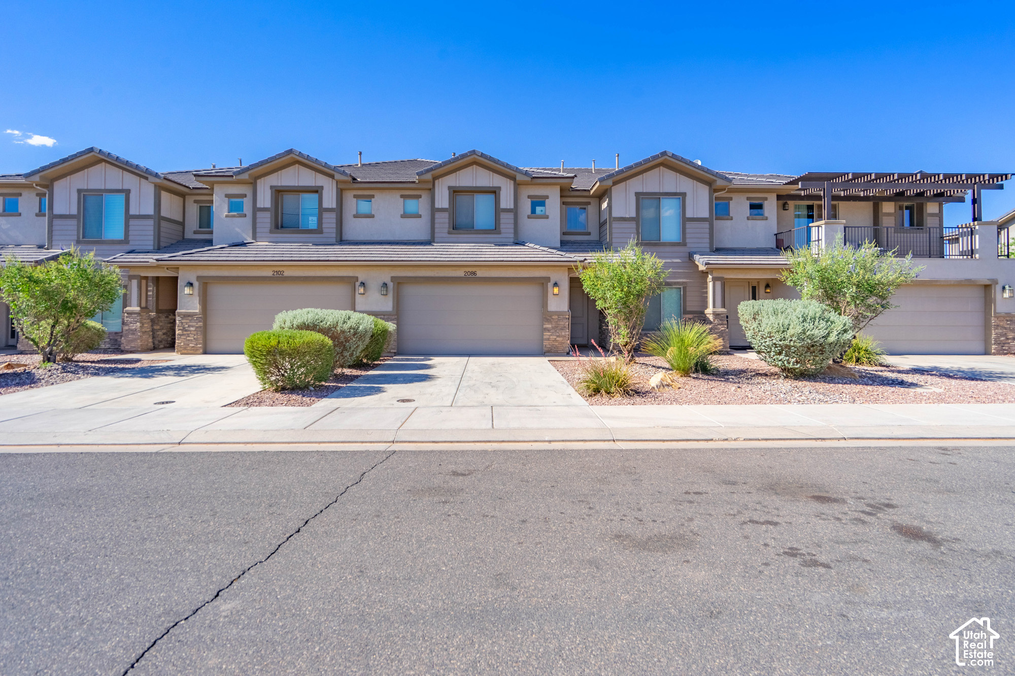 main property photo 0