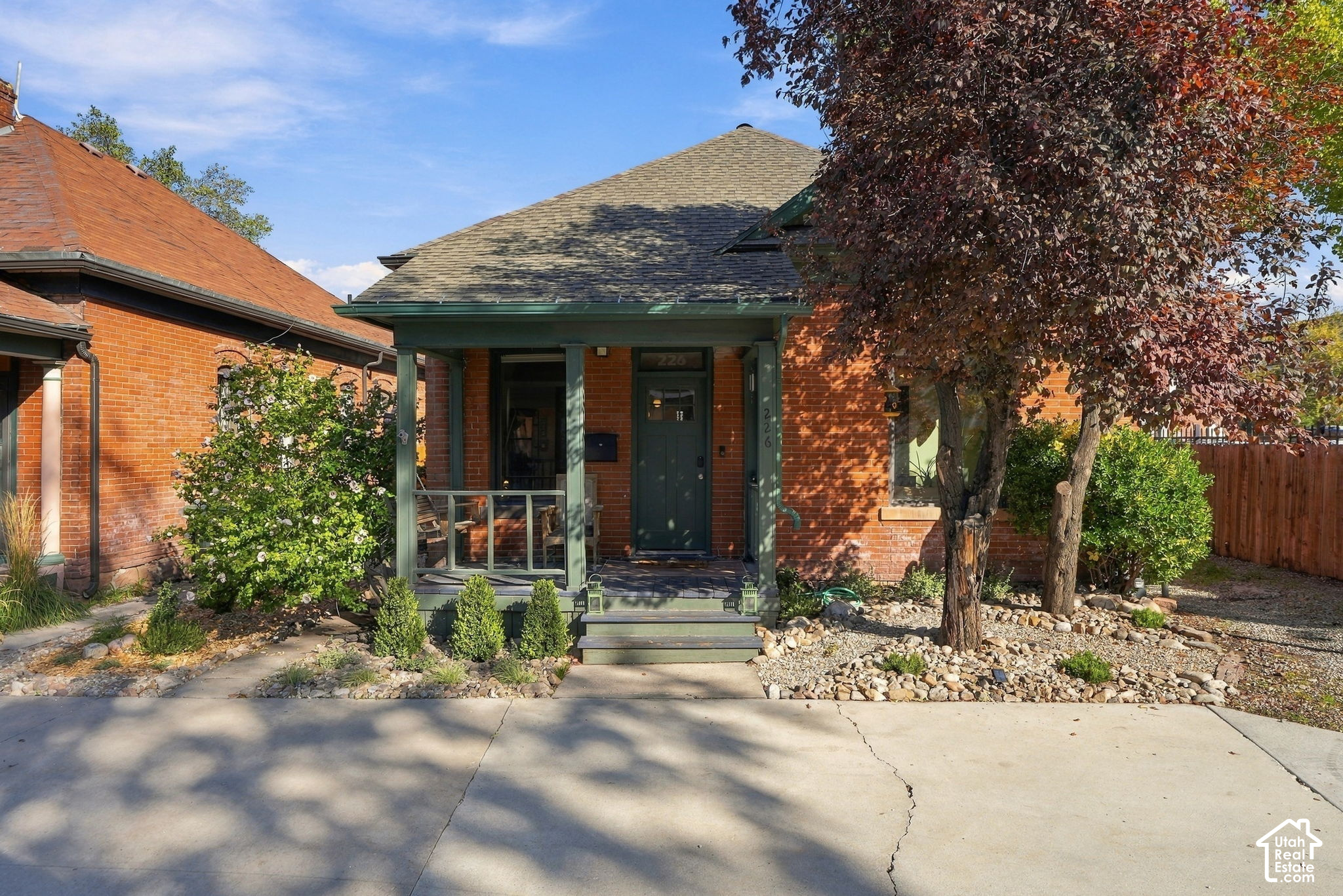 main property photo 2