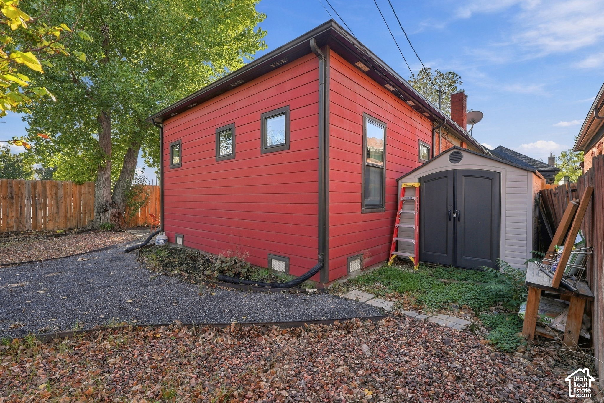 main property photo 29