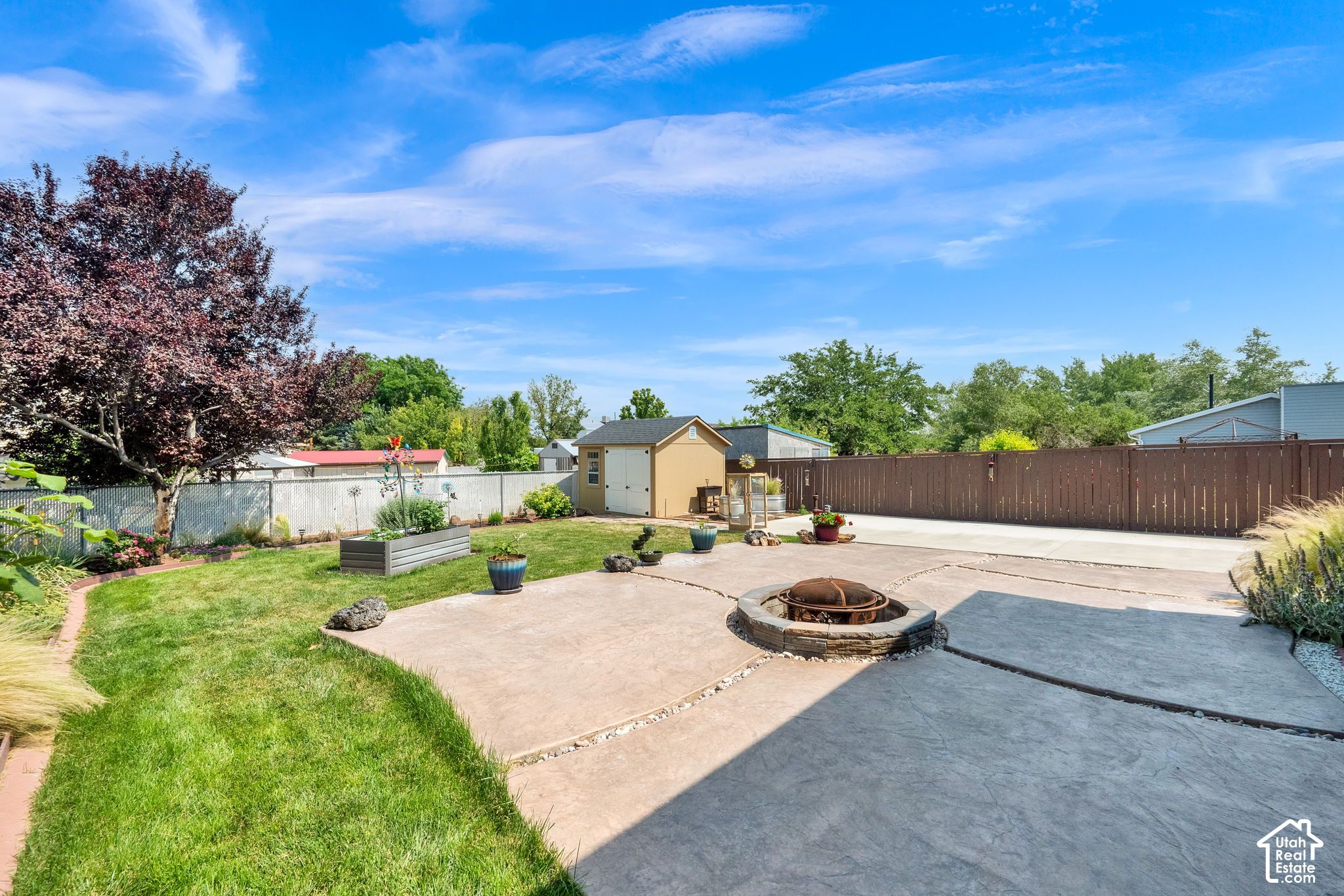 main property photo 19