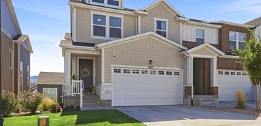 image of property with 3 Bed | 3 Bath | 2,321 Sqft
