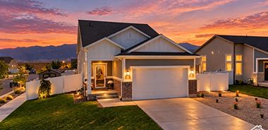 image of property with 3 Bed | 3 Bath | 2,157 Sqft