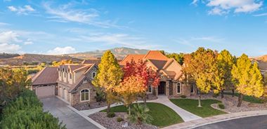 image of property with 5 Bed | 5 Bath | 6,348 Sqft