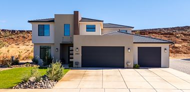 image of property with 6 Bed | 4 Bath | 3,430 Sqft