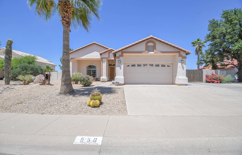556 W Casa Grande Lakes Boulevard, Casa Grande, AZ 85122