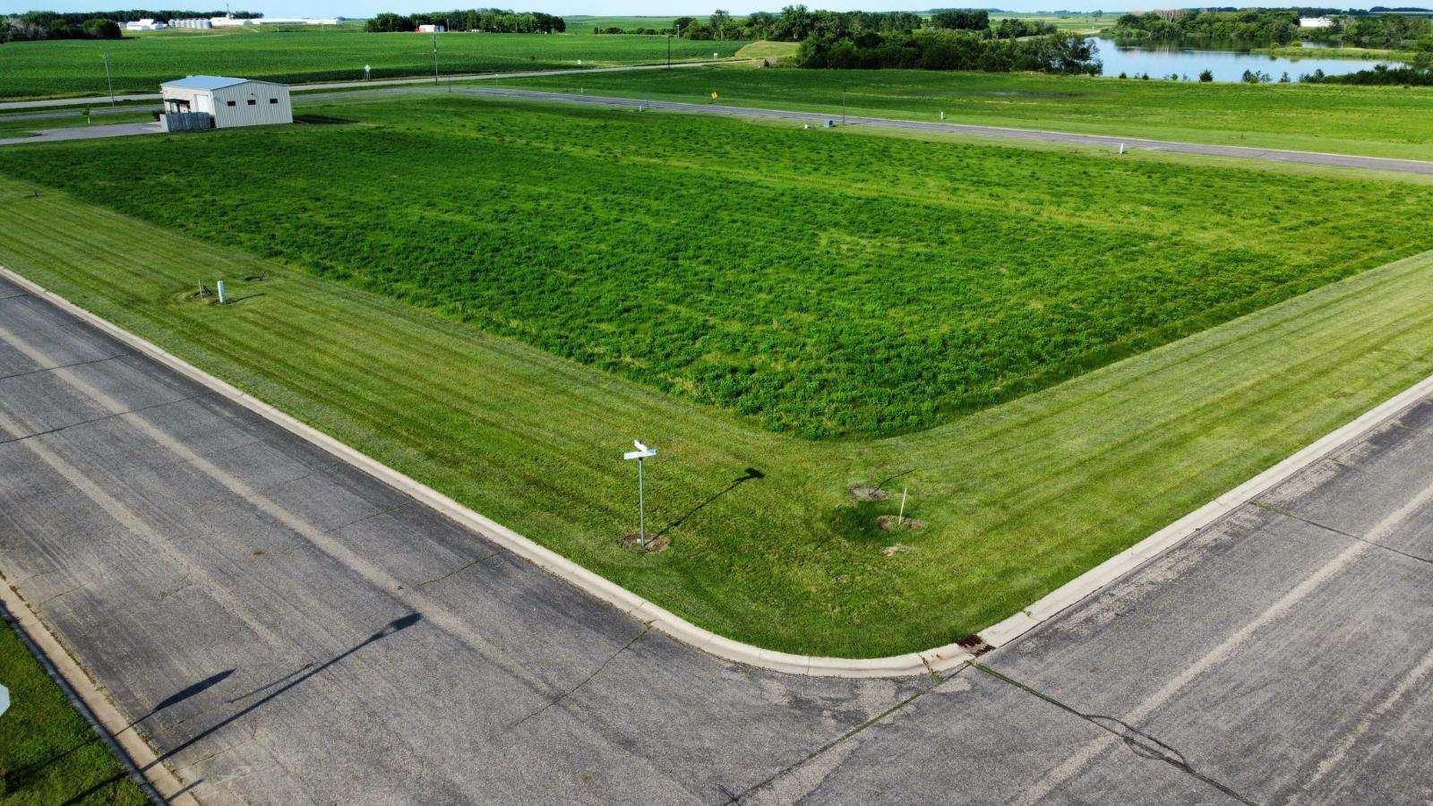 main property photo 21
