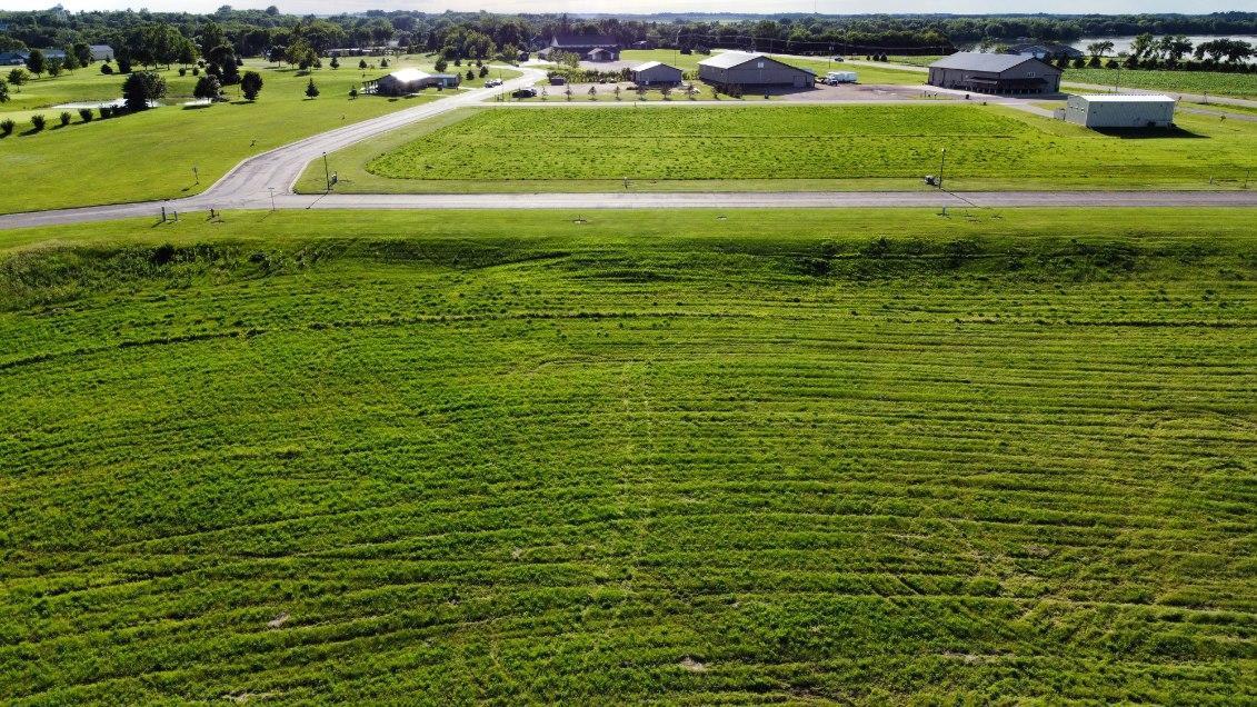 main property photo 29
