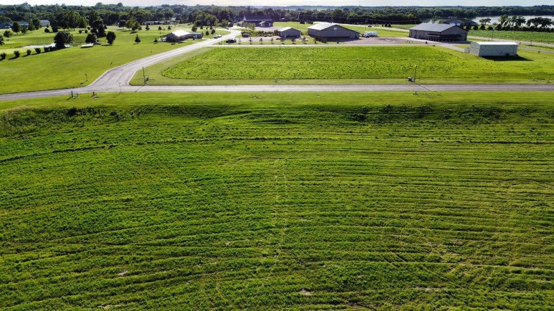 main property photo 29