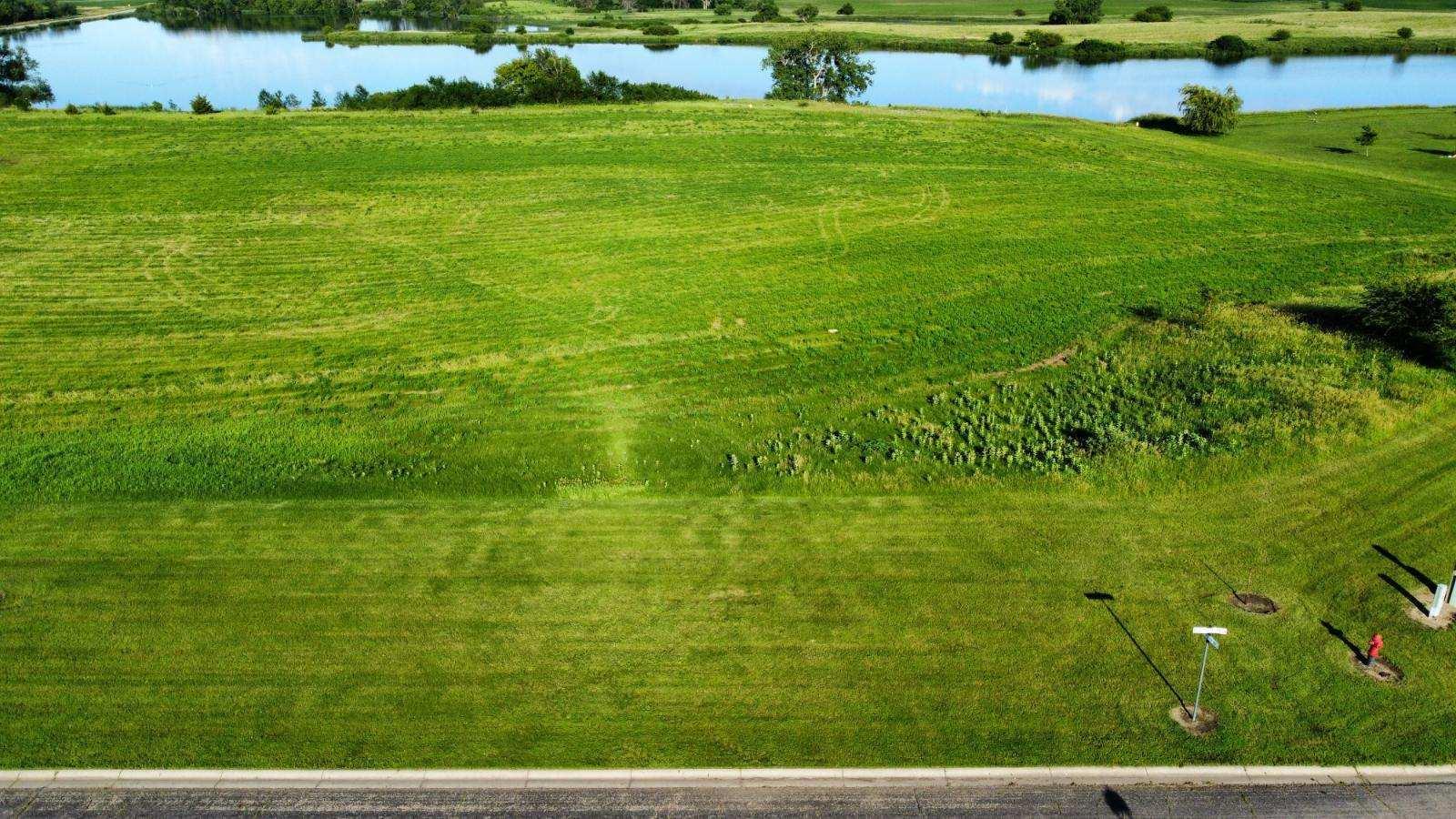 main property photo 16
