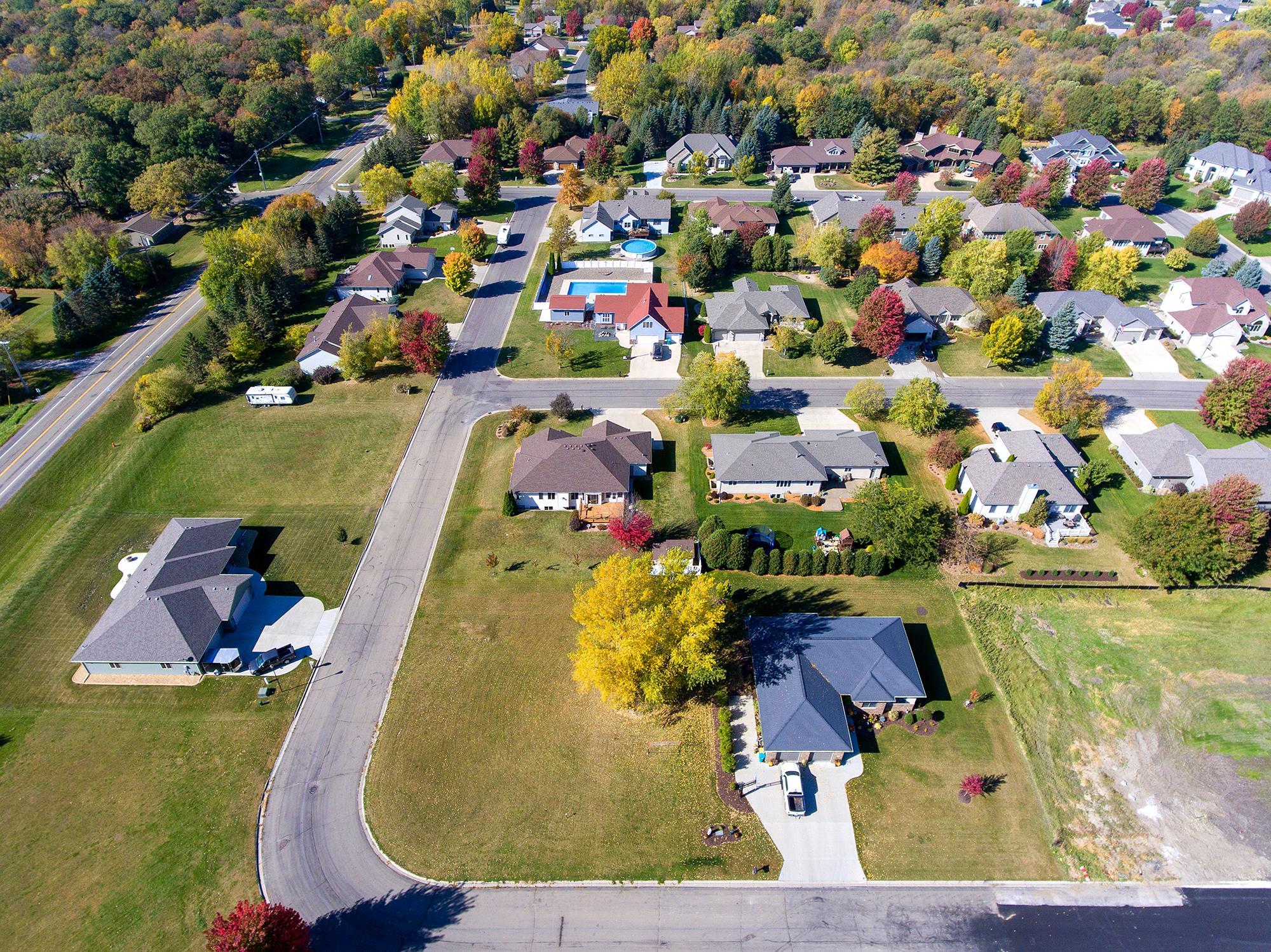 main property photo 9