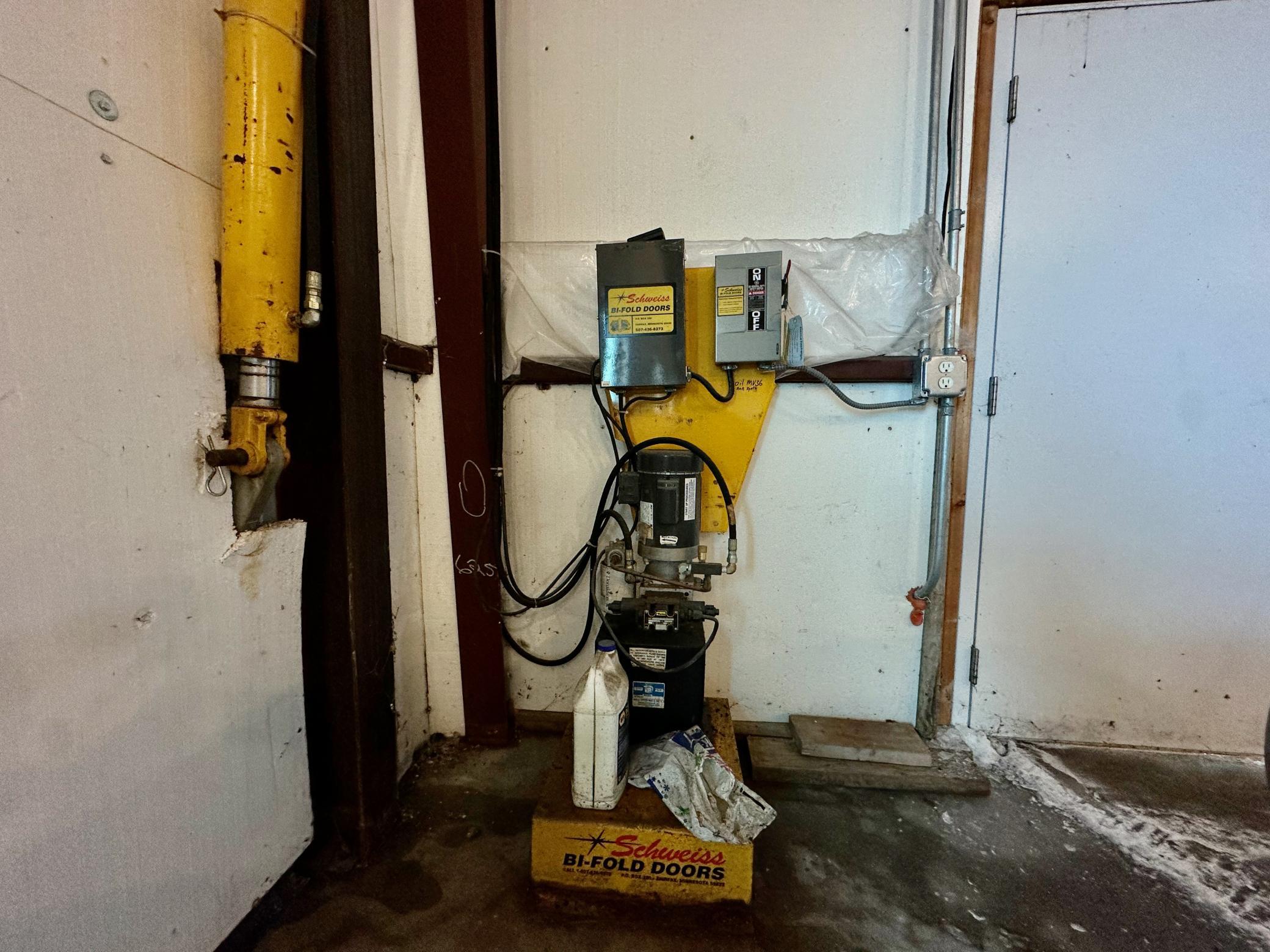 main property photo 17