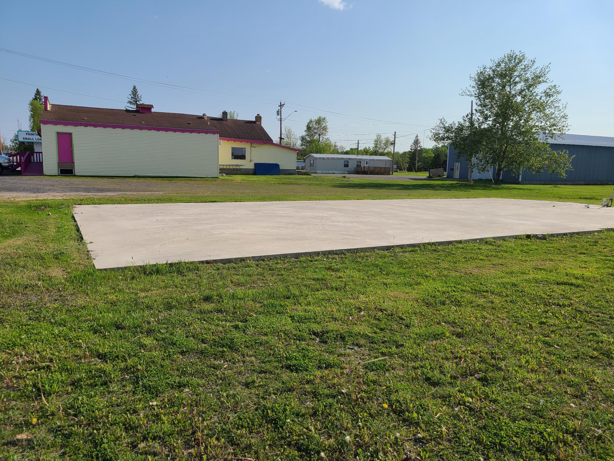 main property photo 20