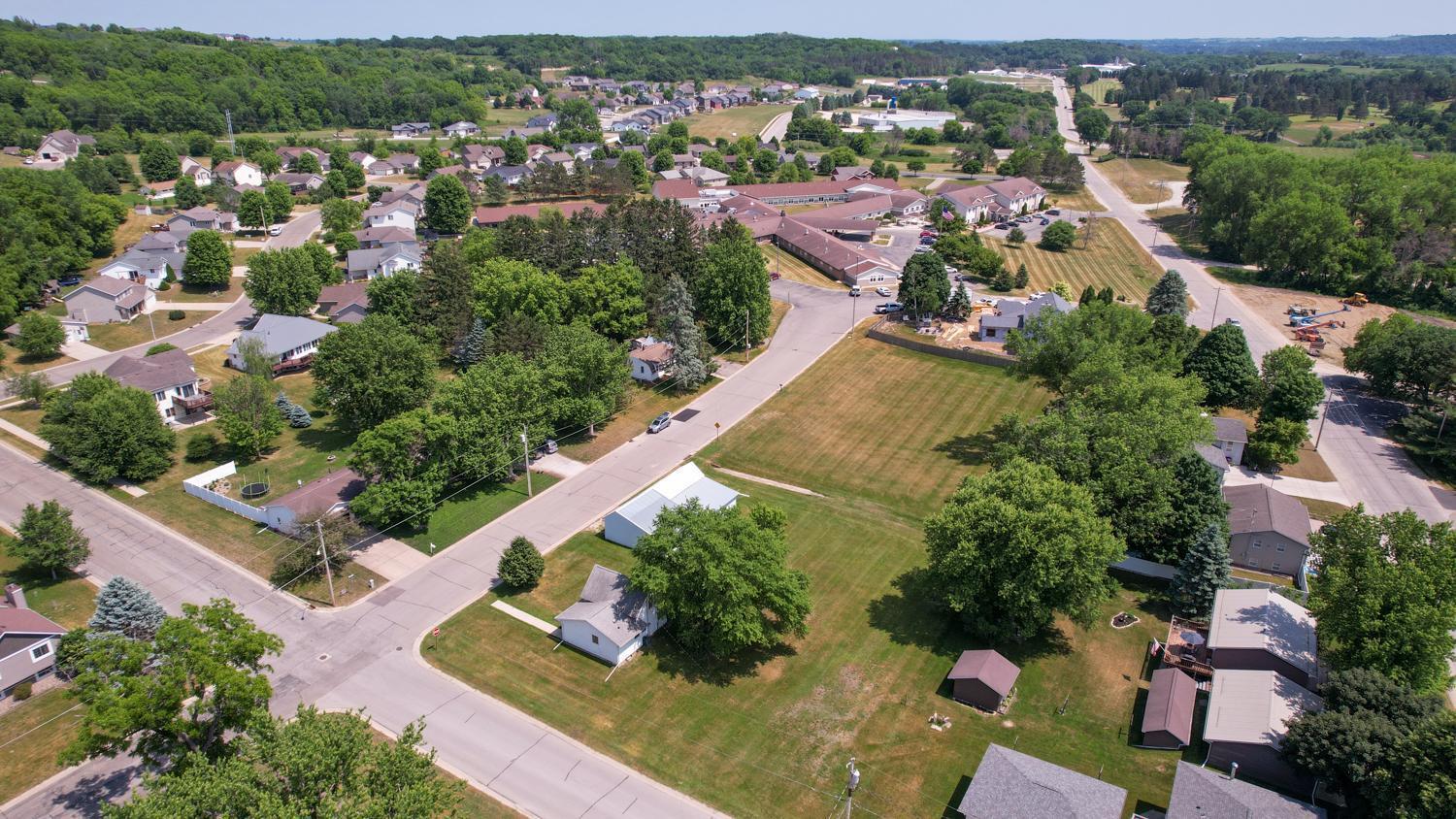 main property photo 8