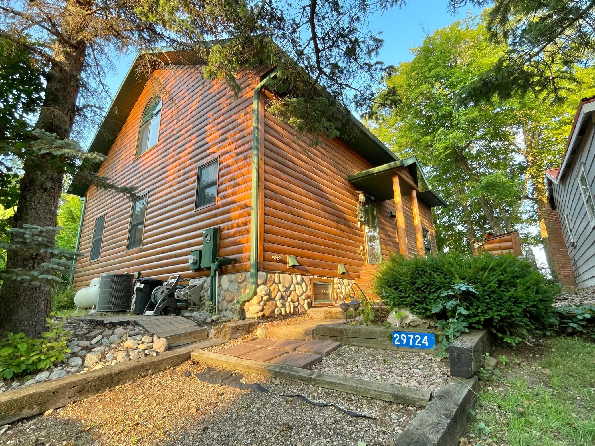 property viewer photo 1