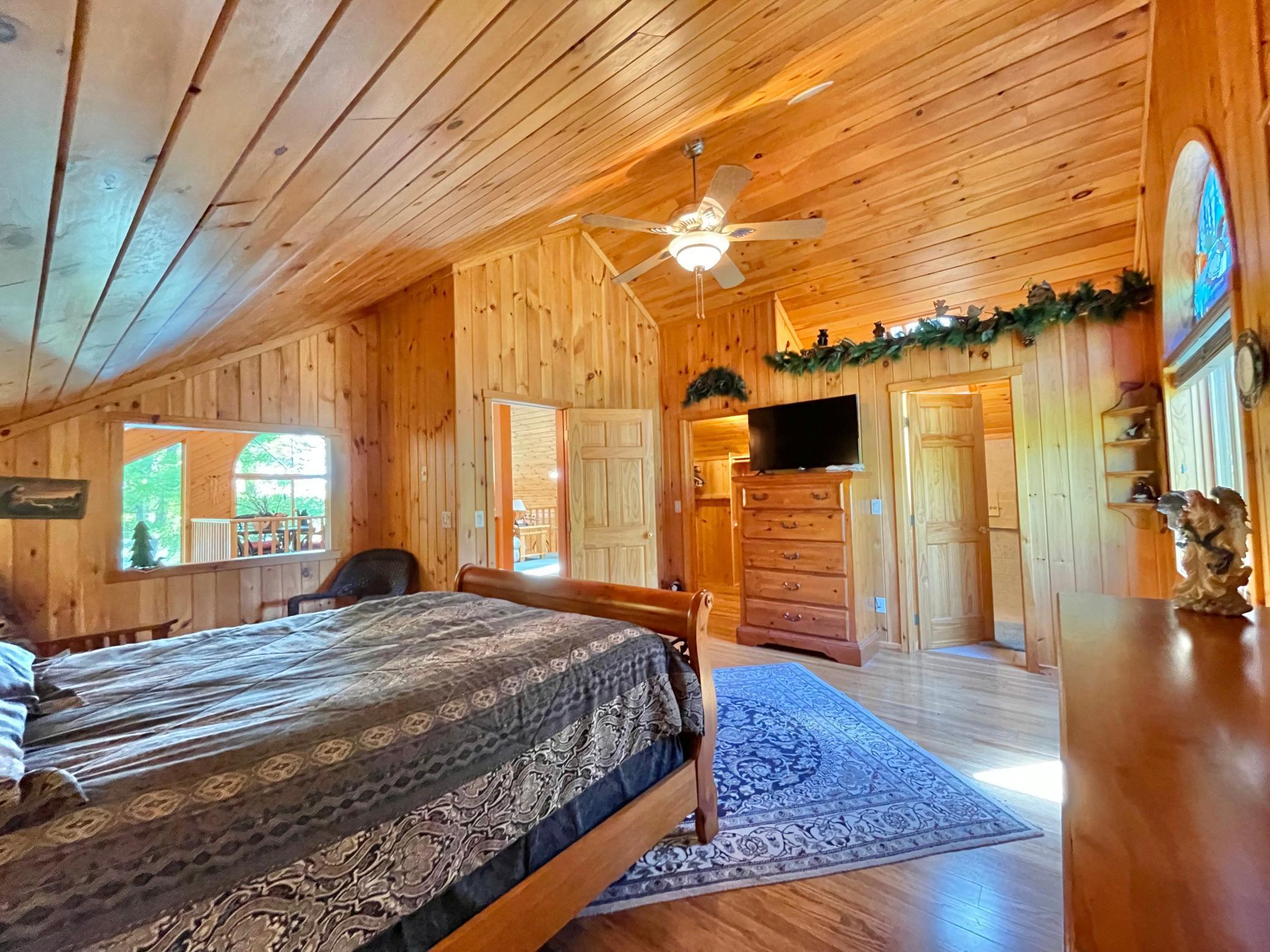 property viewer photo 44