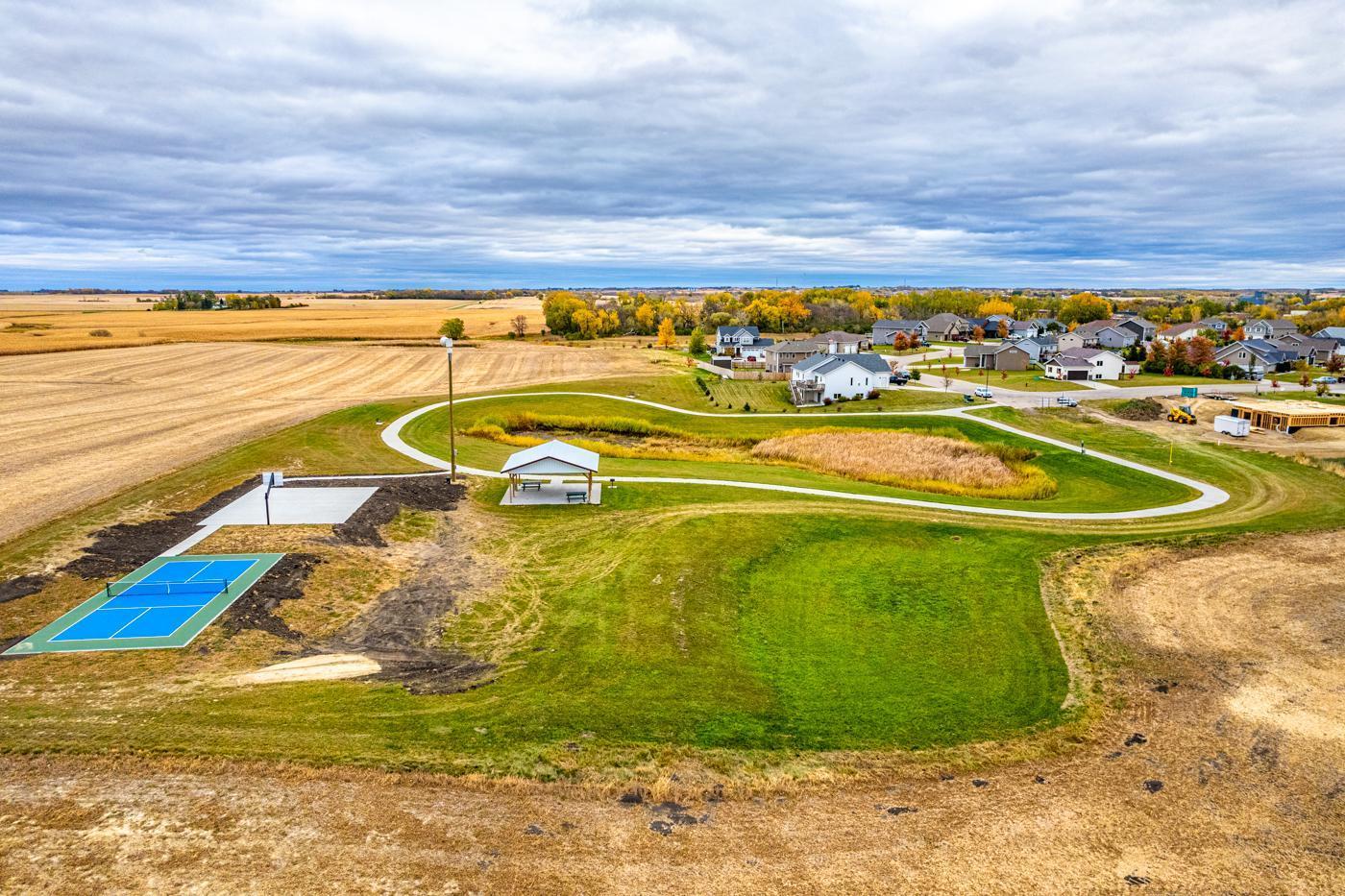 main property photo 16