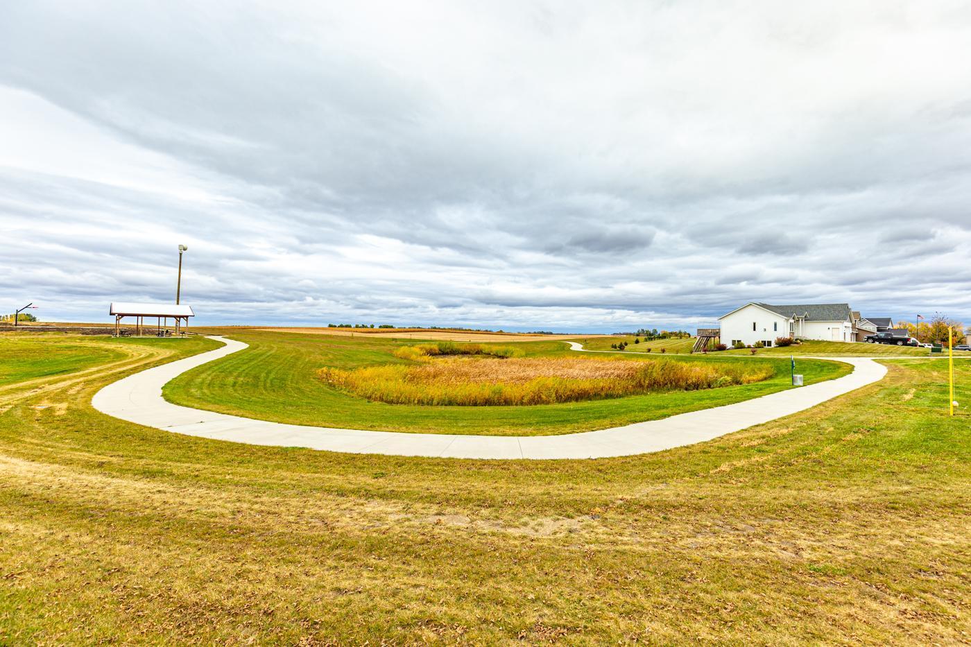 main property photo 25