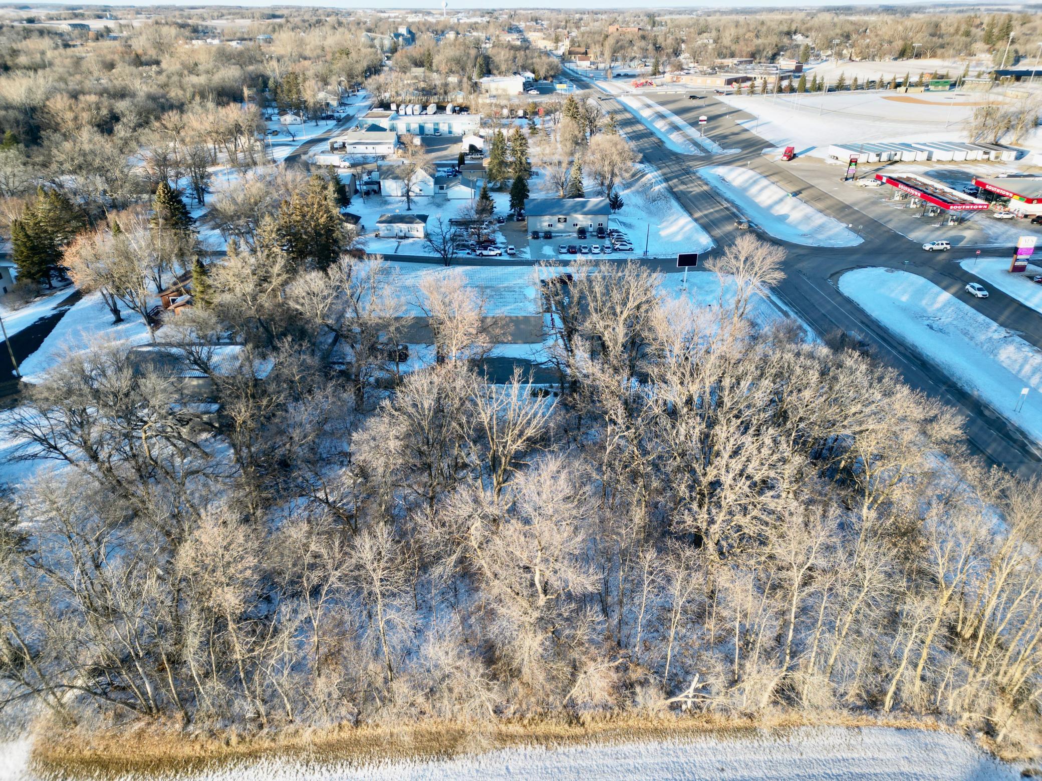 main property photo 4