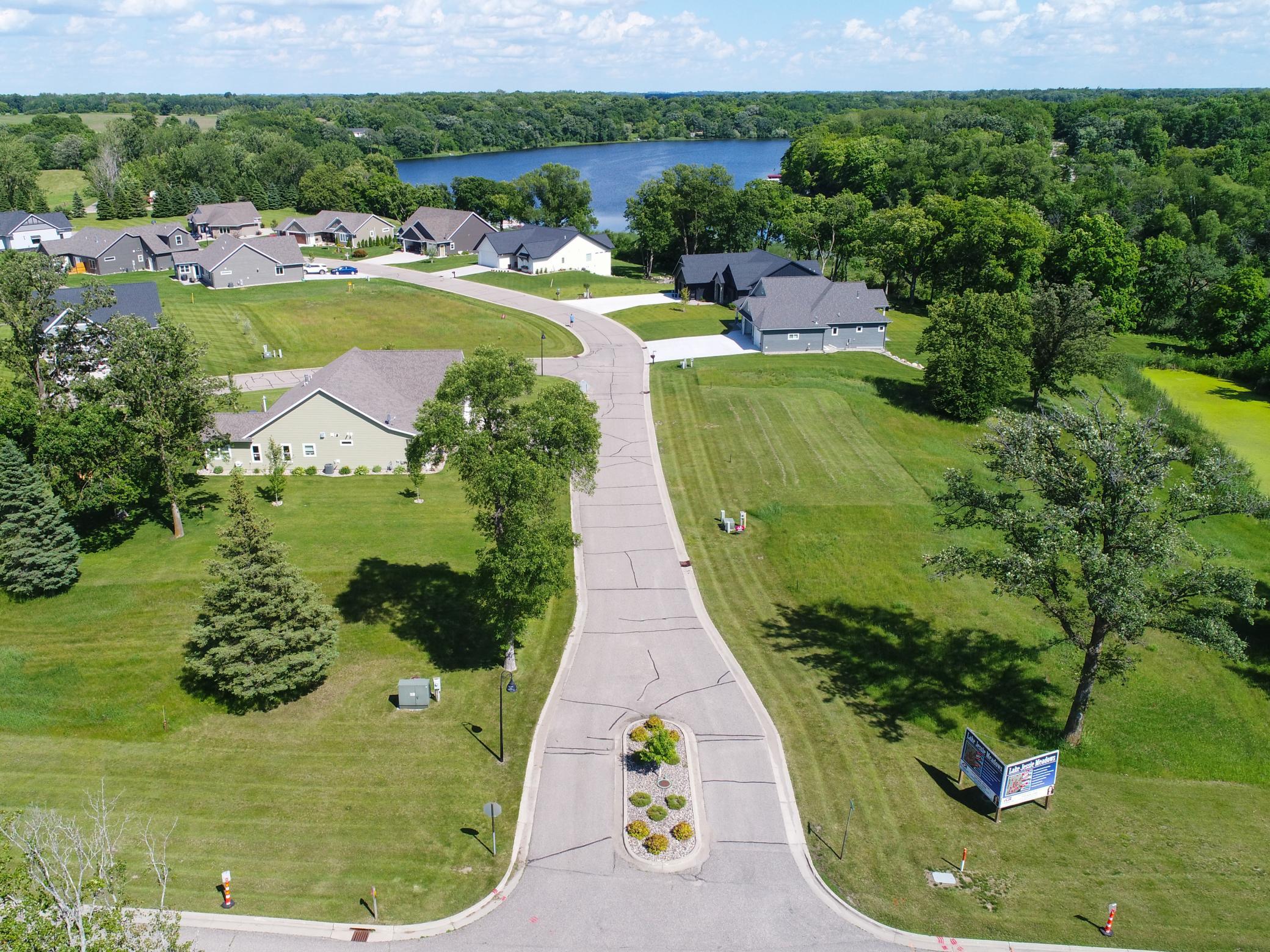 main property photo 14