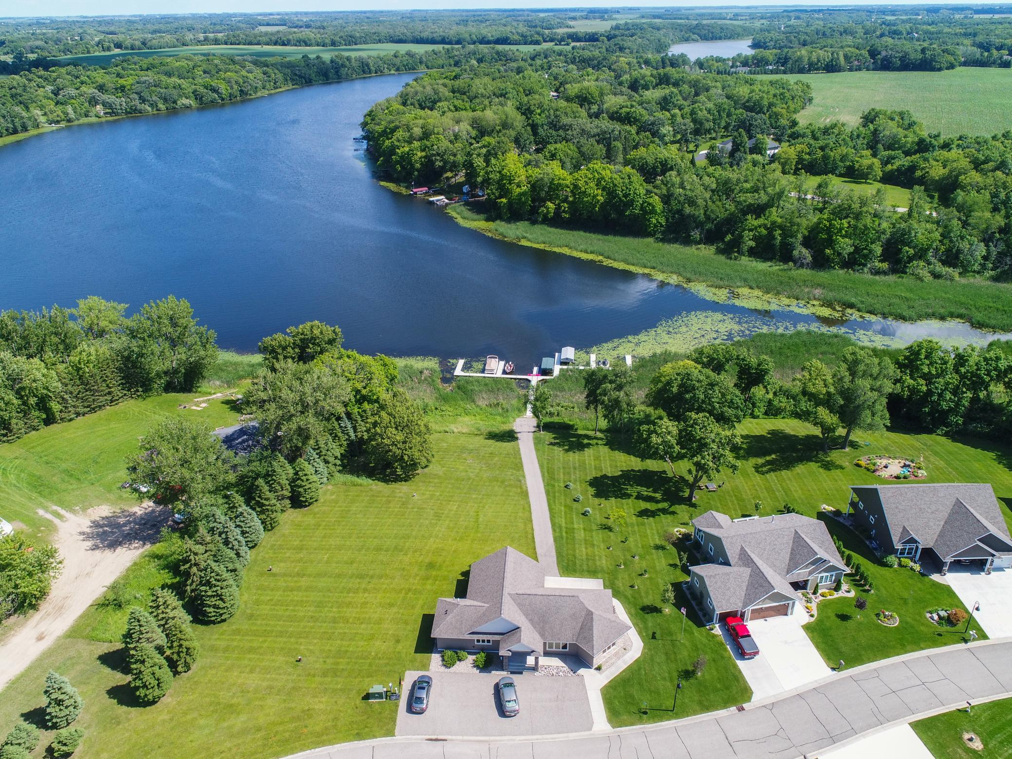 main property photo 4