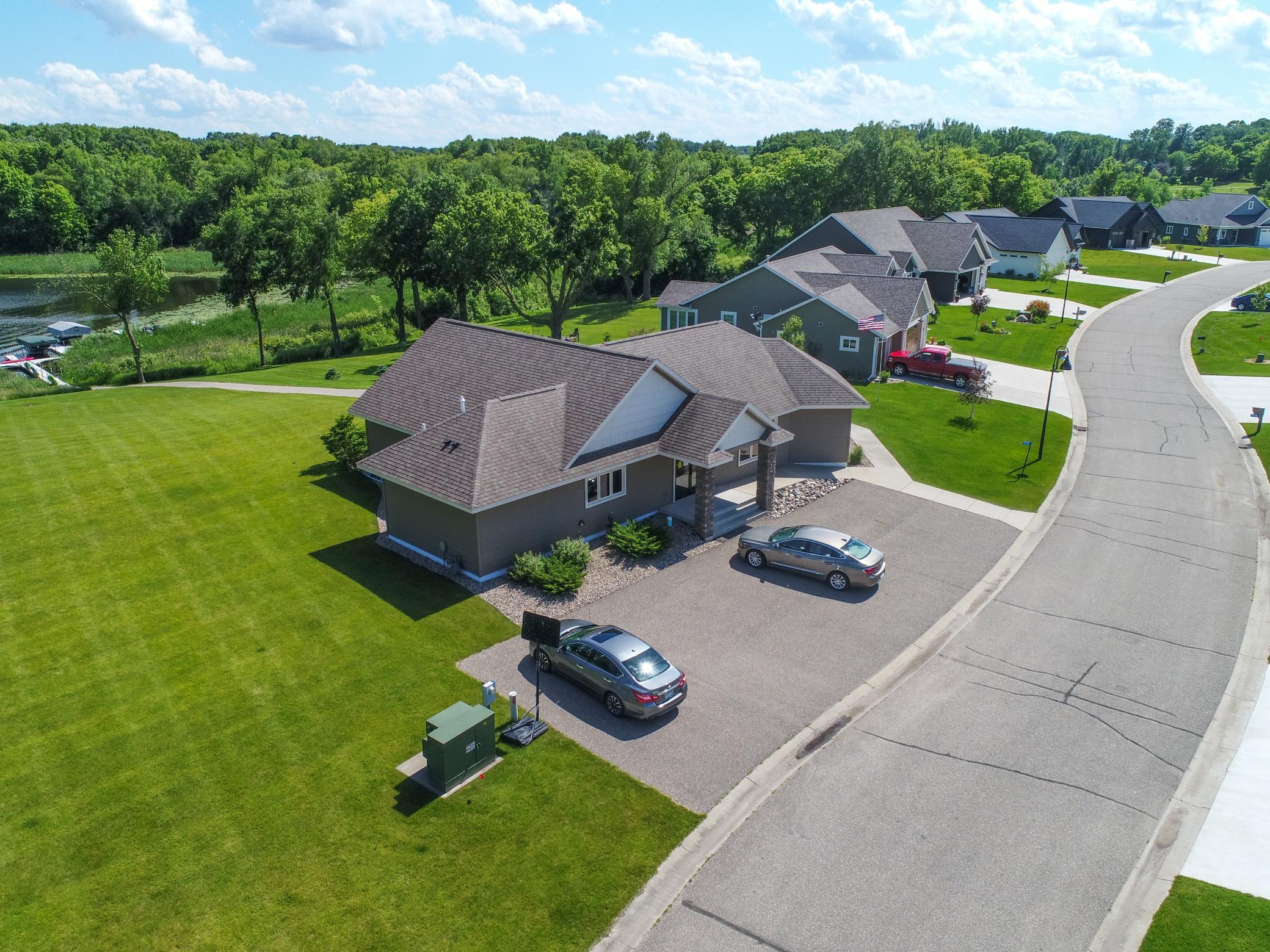 main property photo 6
