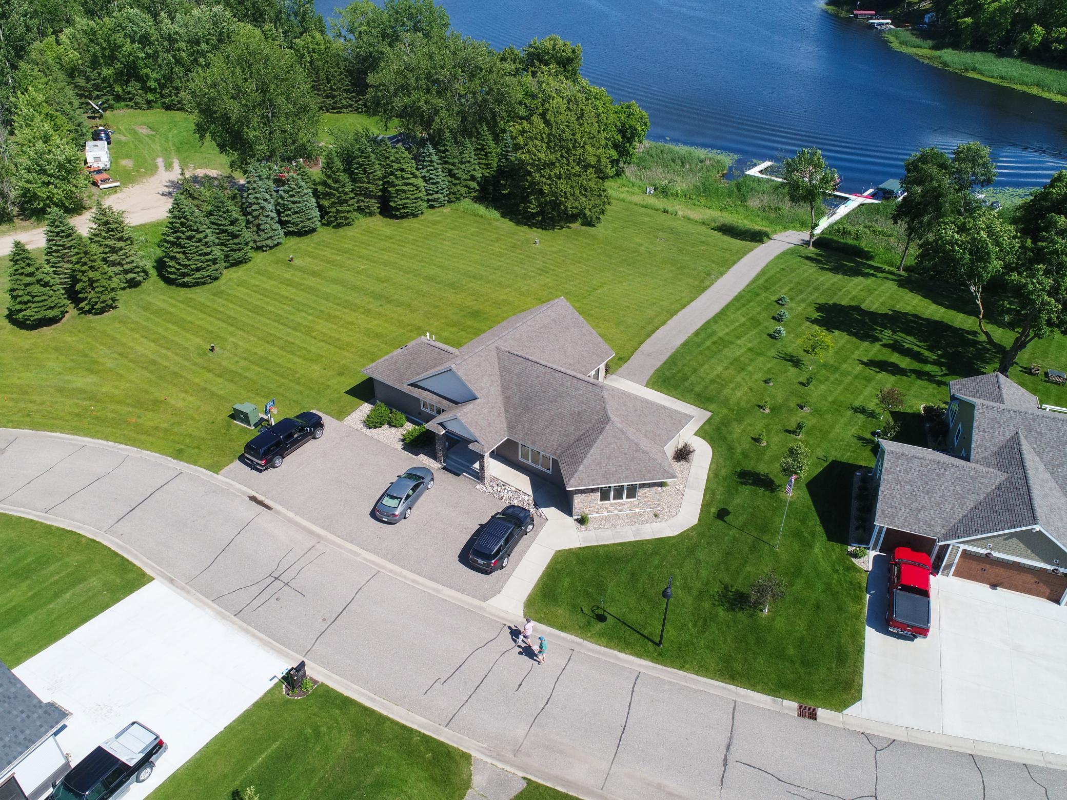 main property photo 8