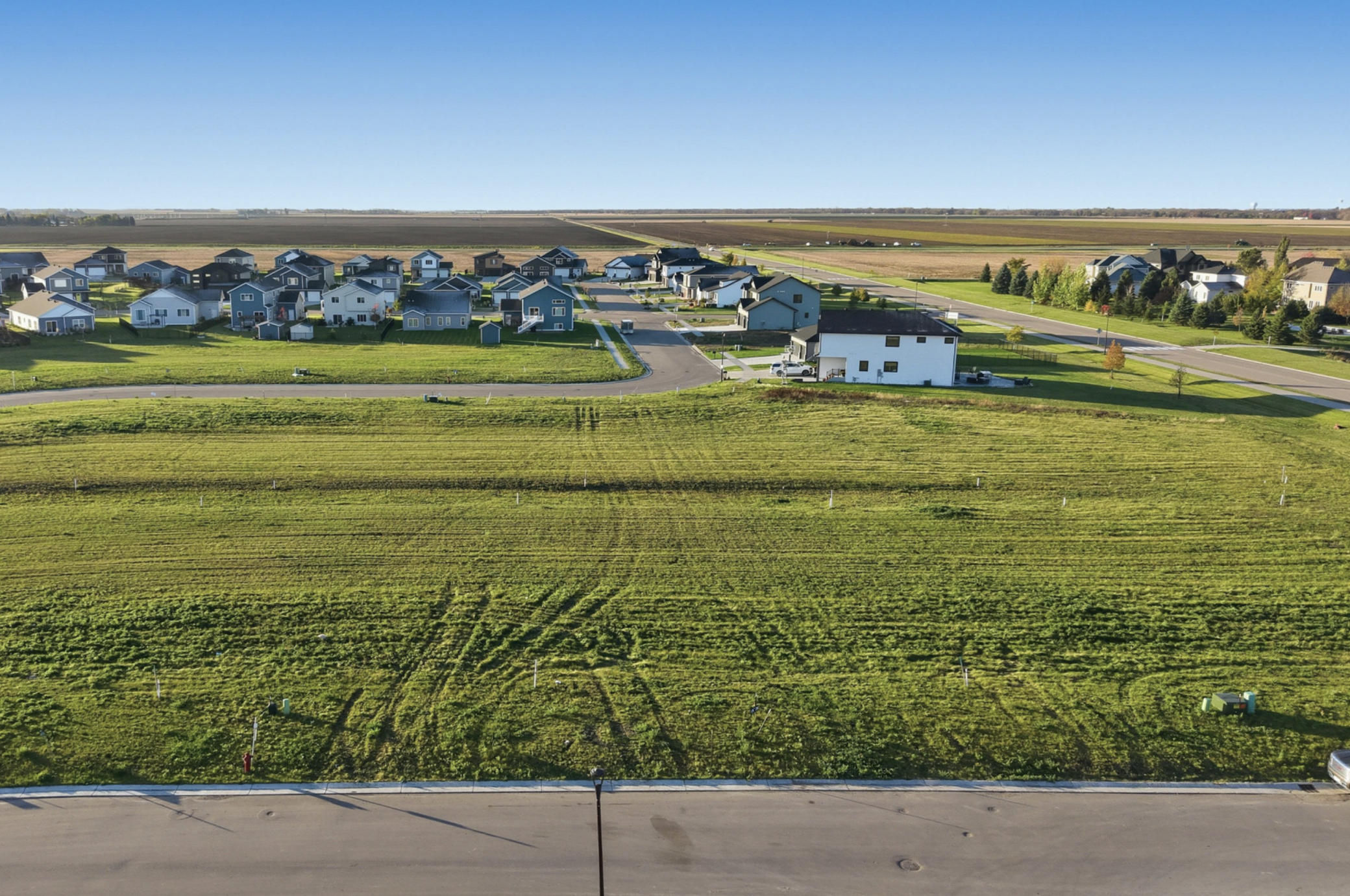 main property photo 7