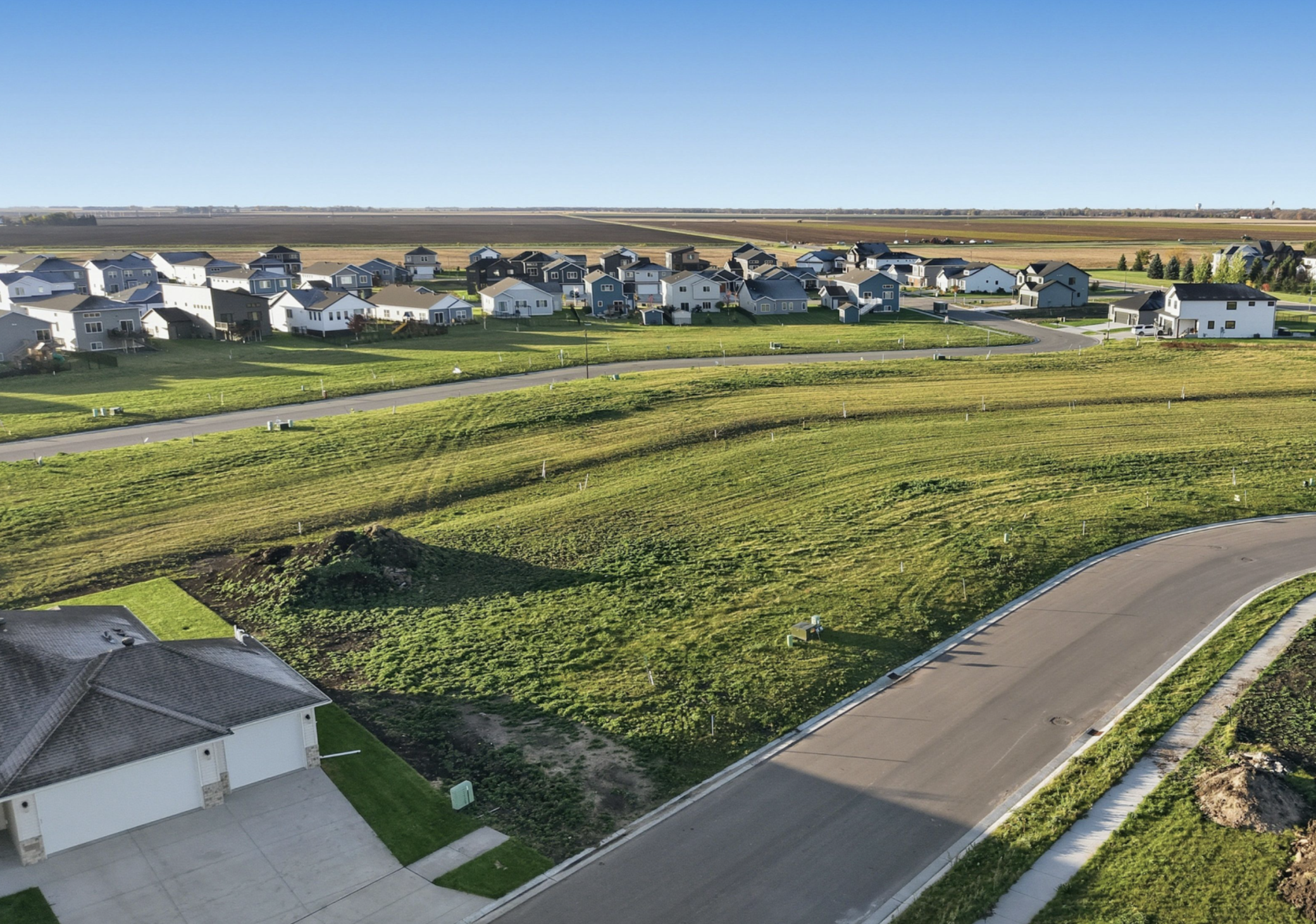 main property photo 5