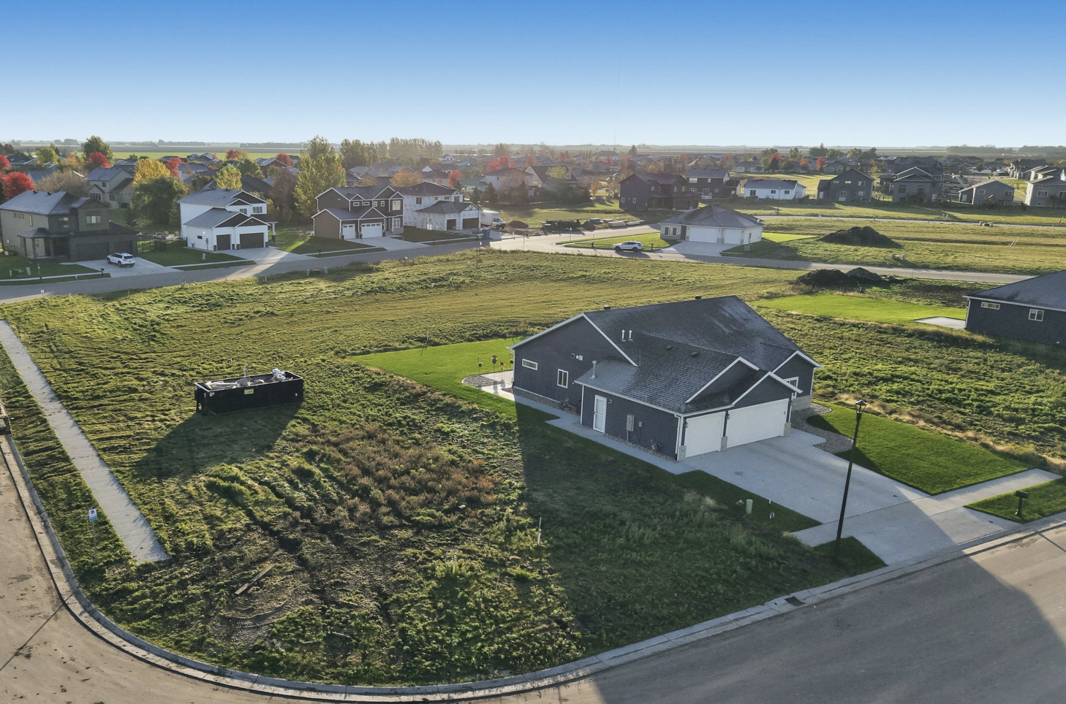 main property photo 9