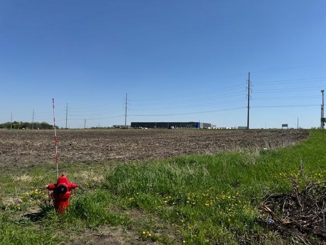 main property photo 13